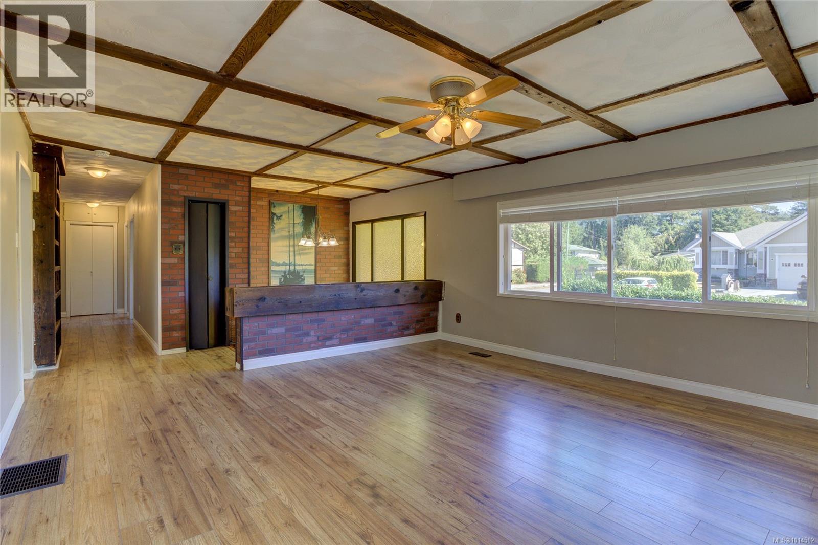 227 Grants Lake Rd, Lake Cowichan