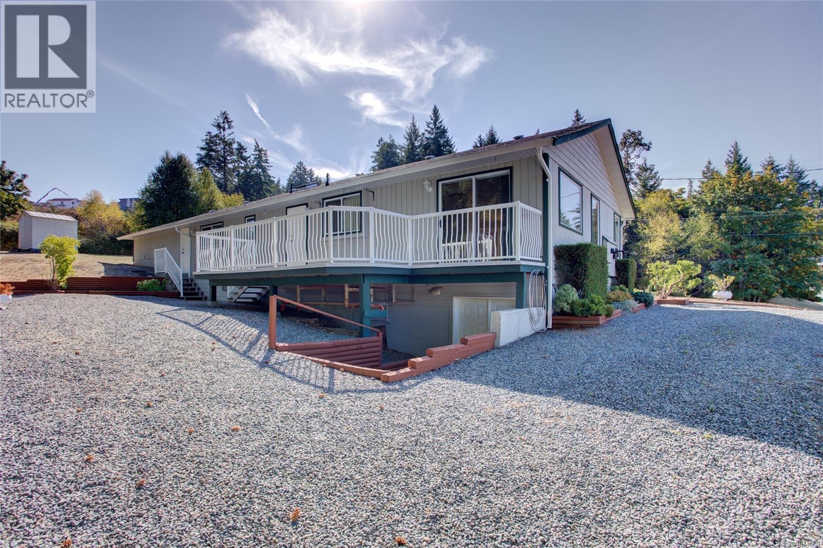 6329 Highwood Dr, Duncan