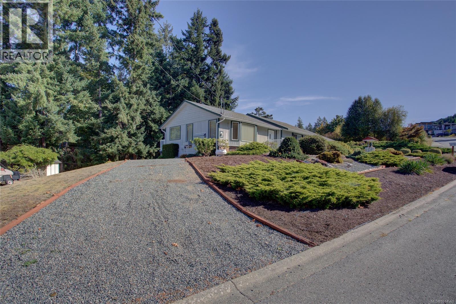 6329 Highwood Dr, Duncan