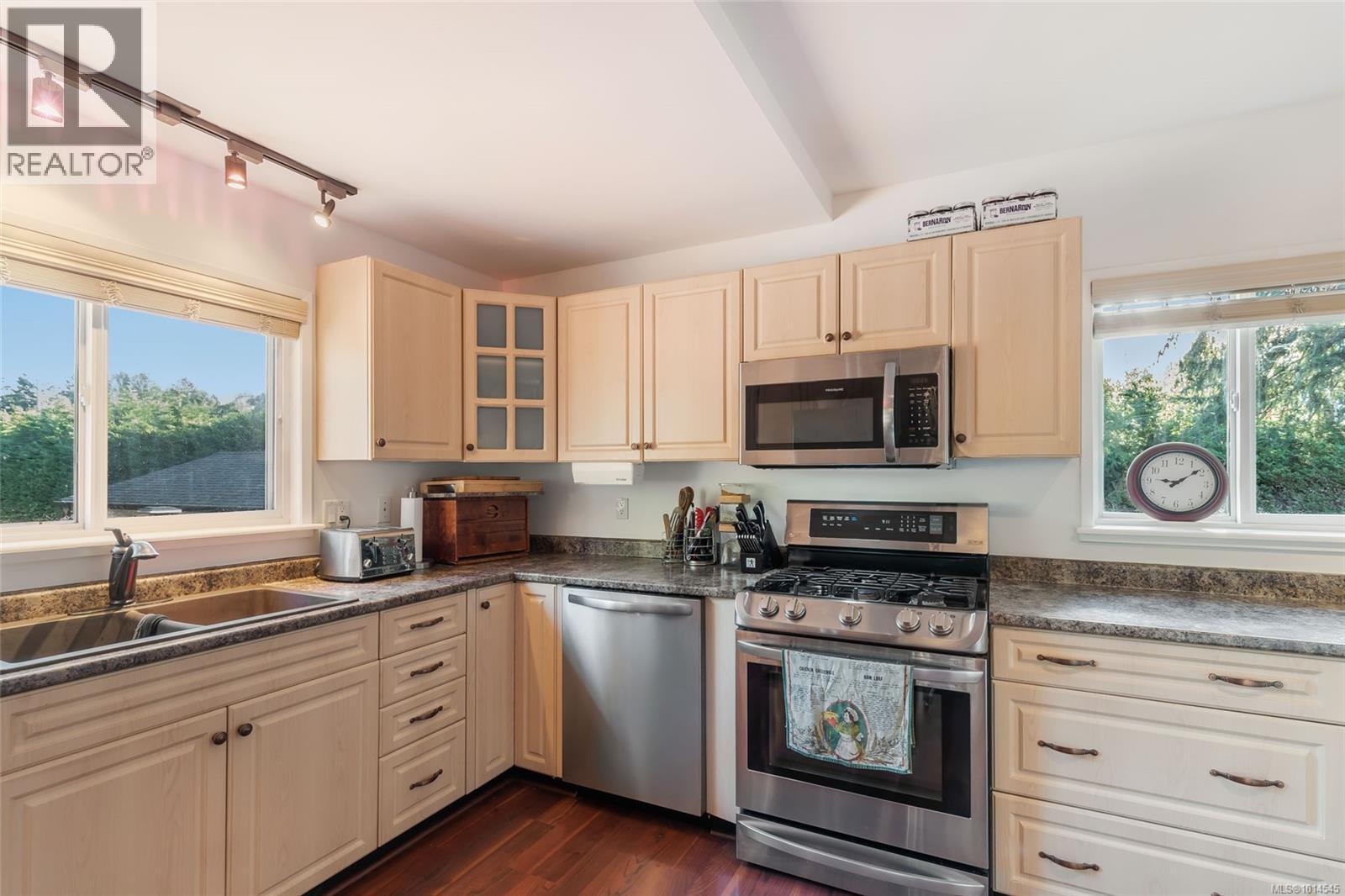 2993 River Rd, Chemainus