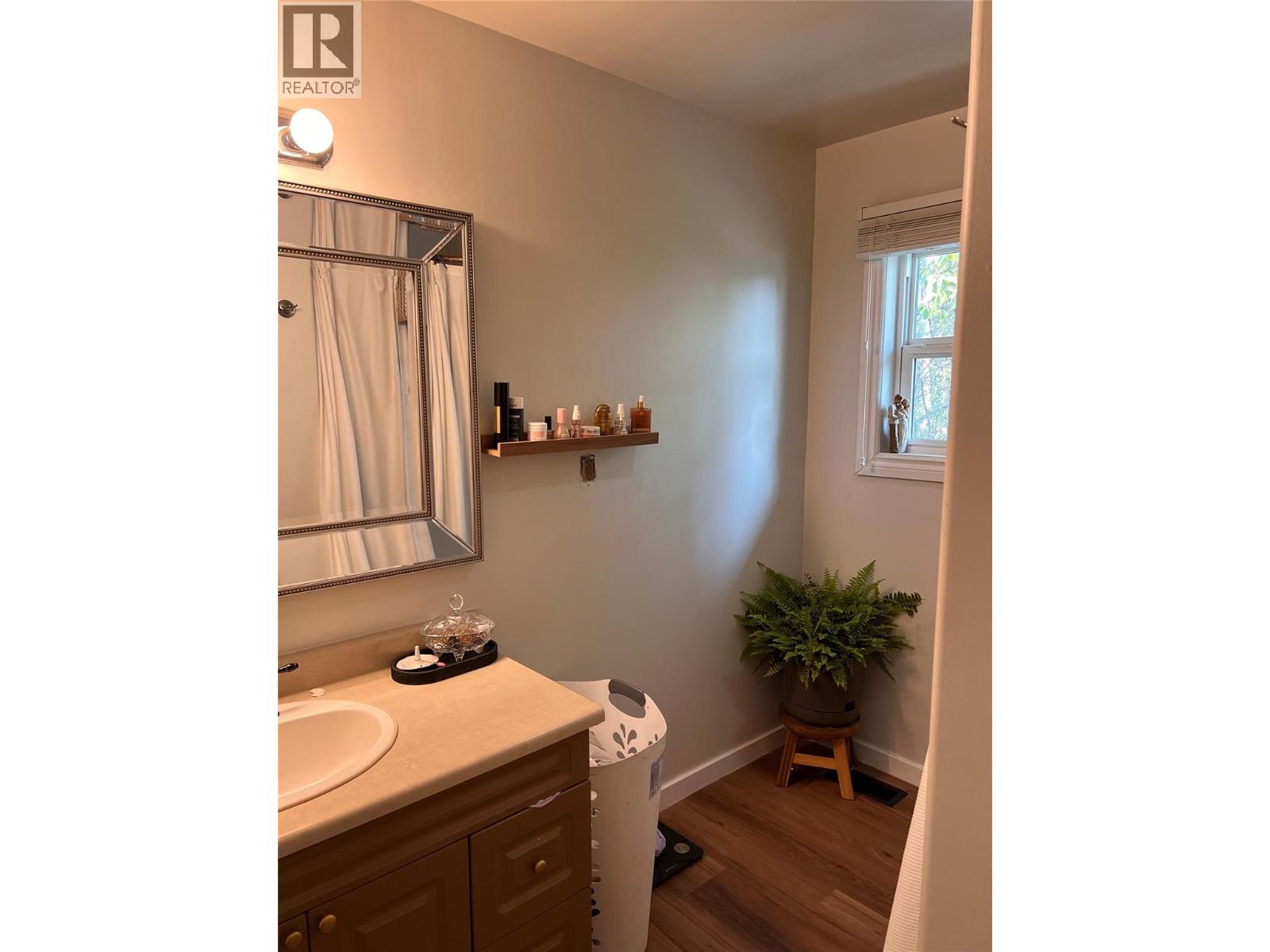 4816 51A Avenue, Chetwynd