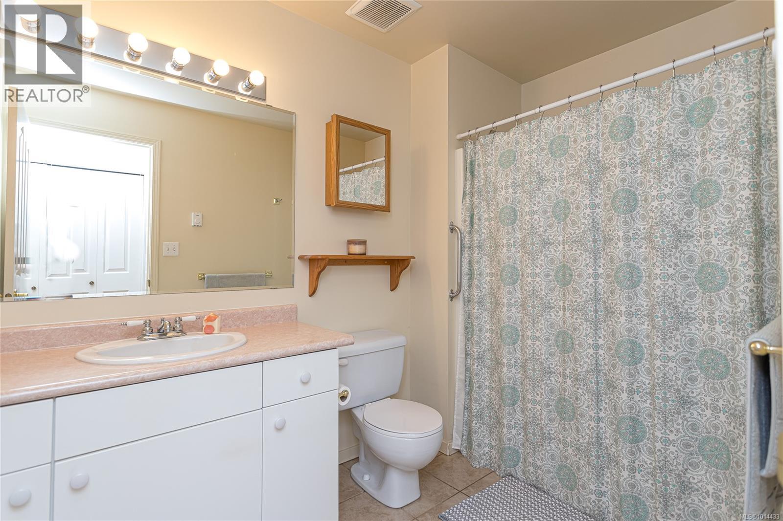 12 800 Primrose Street, Qualicum Beach