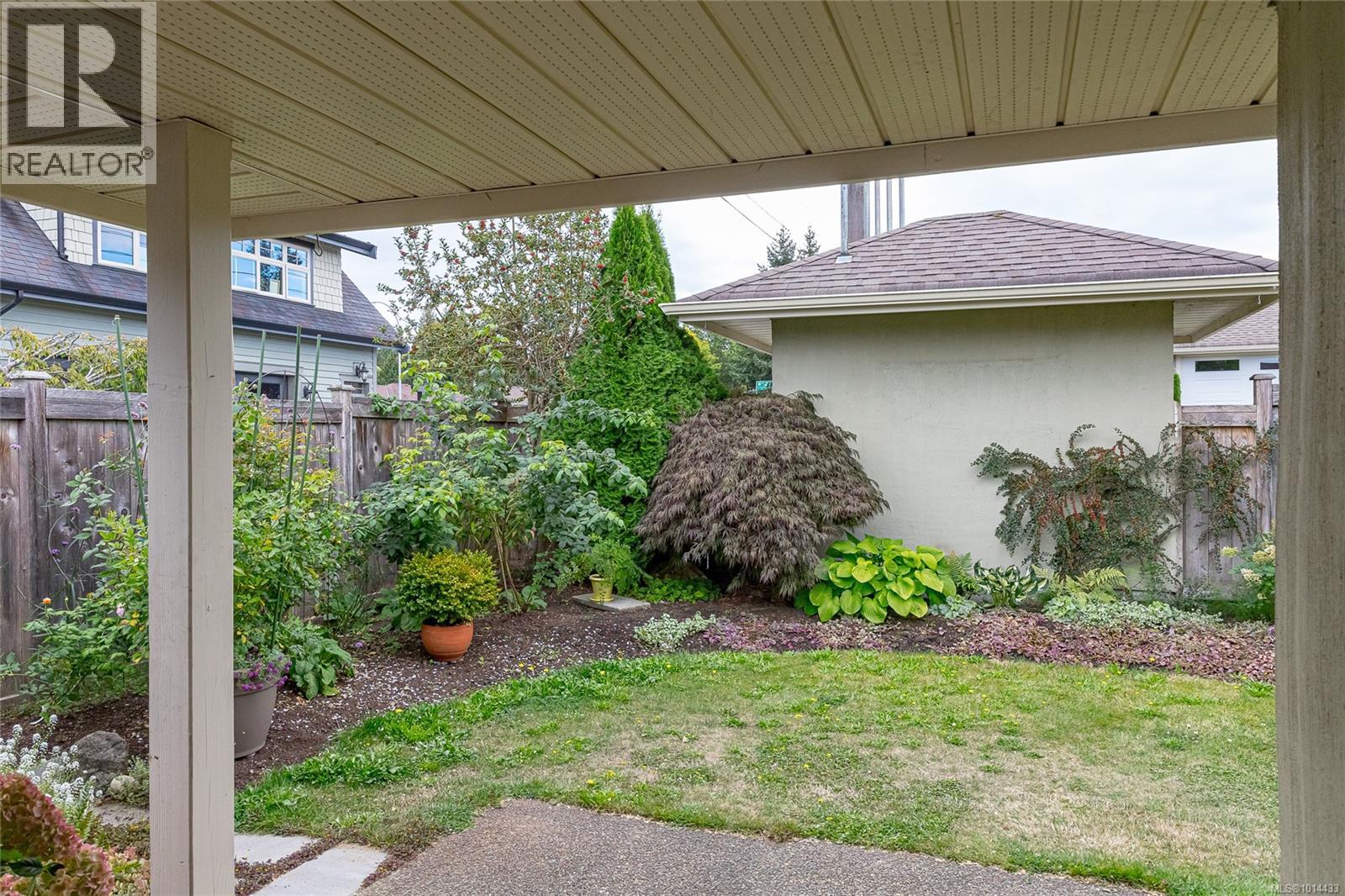 12 800 Primrose Street, Qualicum Beach
