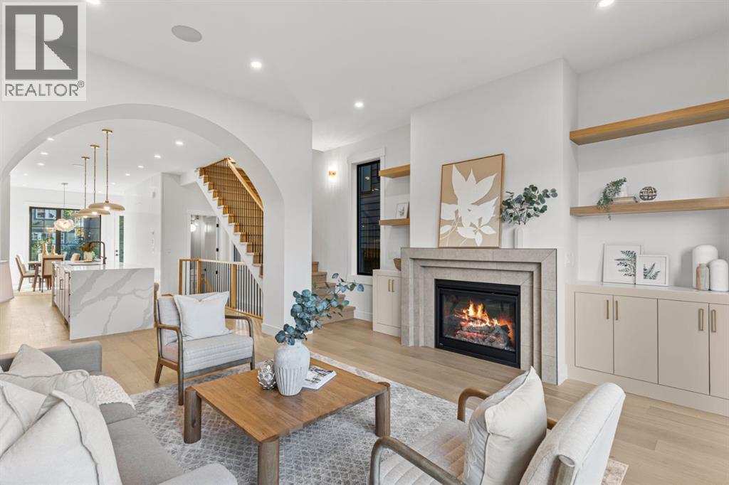 Single Family House for Sale in   Avenue SW Altadore Calgary 