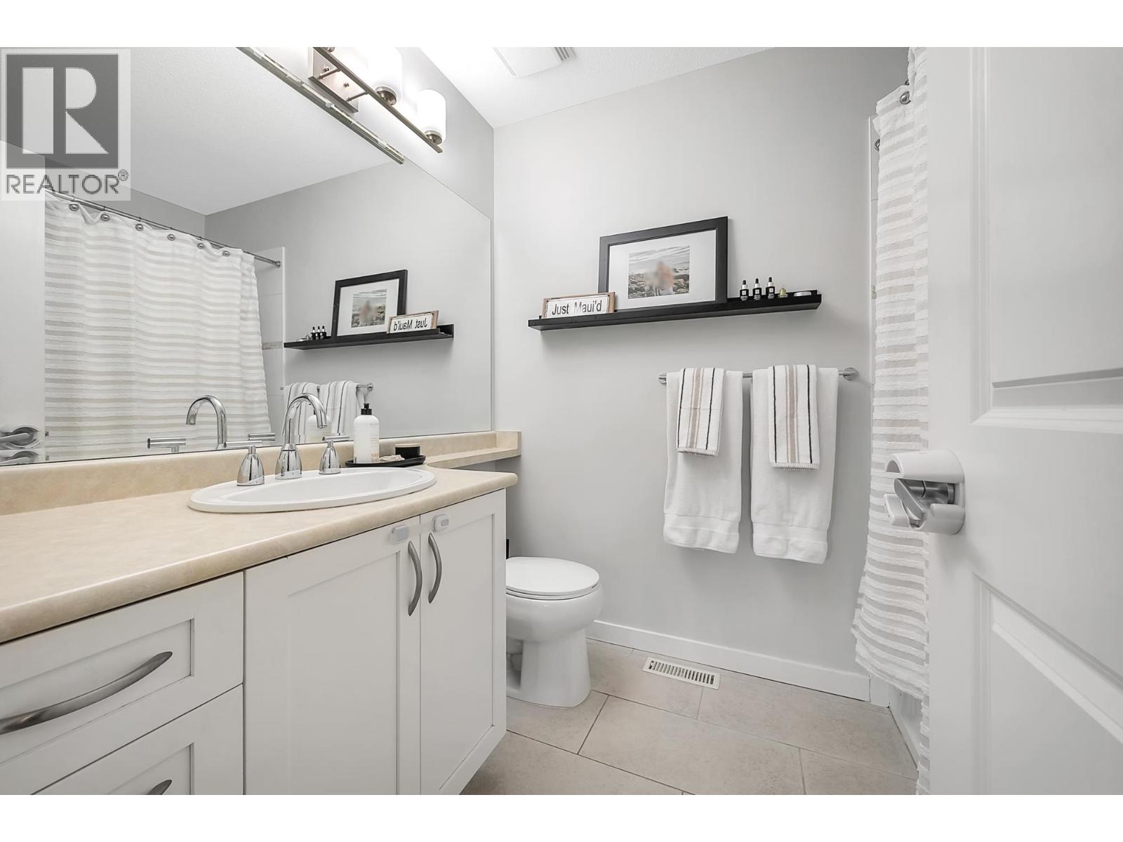19 55 HAWTHORN DRIVE, Port Moody