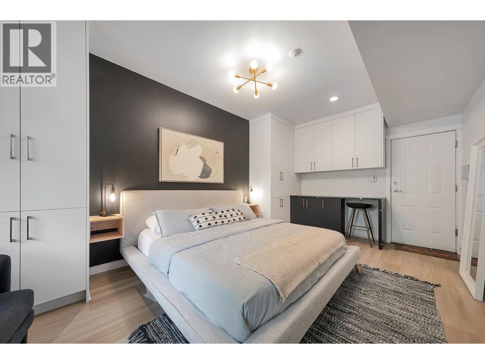 19 55 HAWTHORN DRIVE, Port Moody