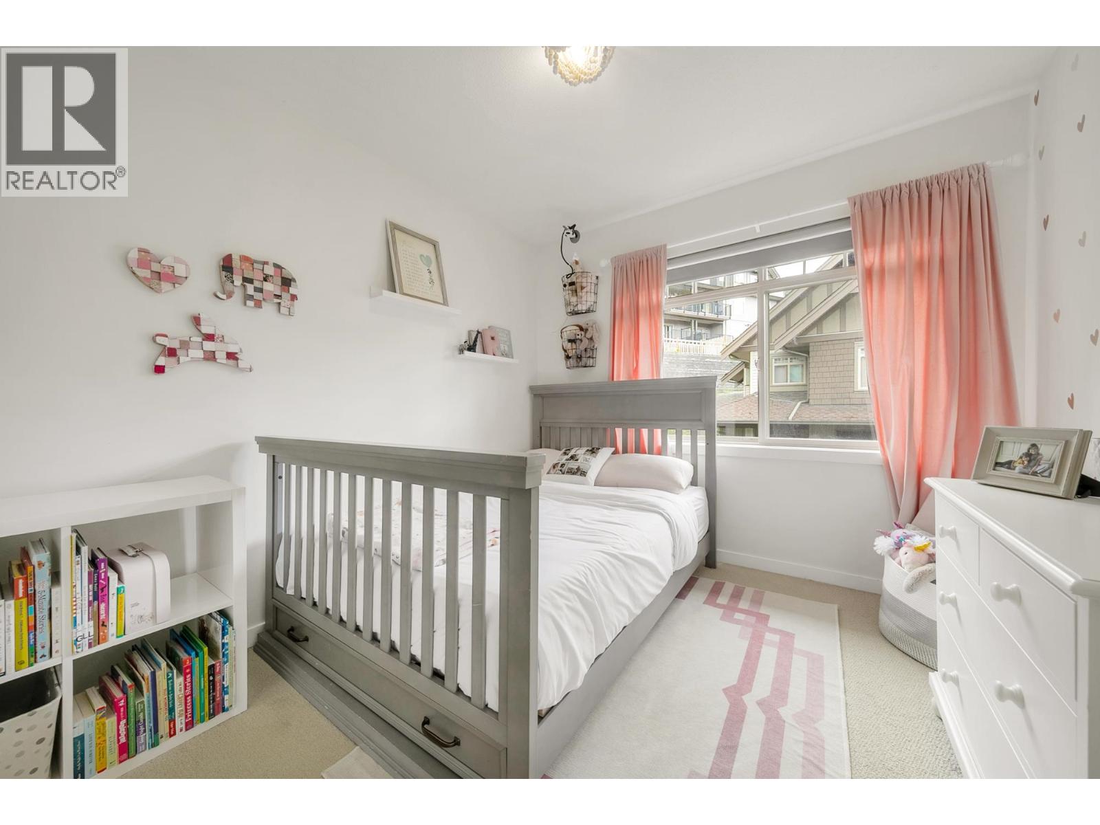 19 55 HAWTHORN DRIVE, Port Moody