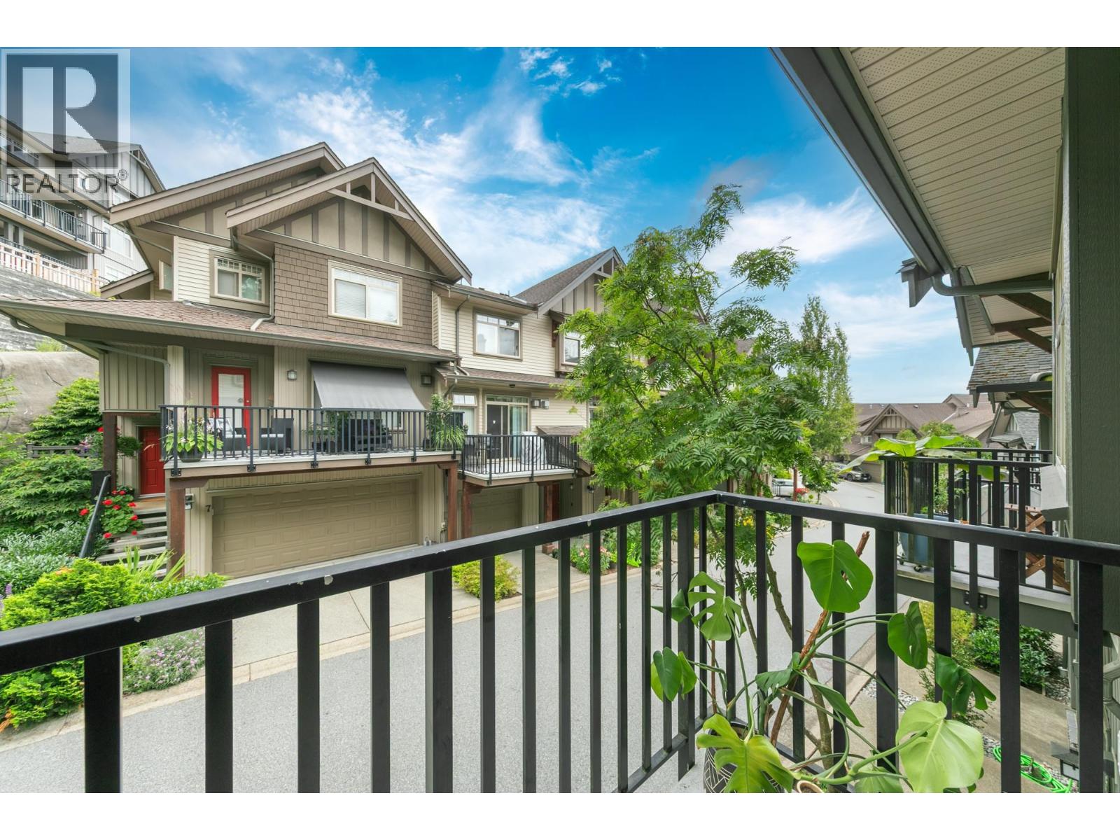 19 55 HAWTHORN DRIVE, Port Moody
