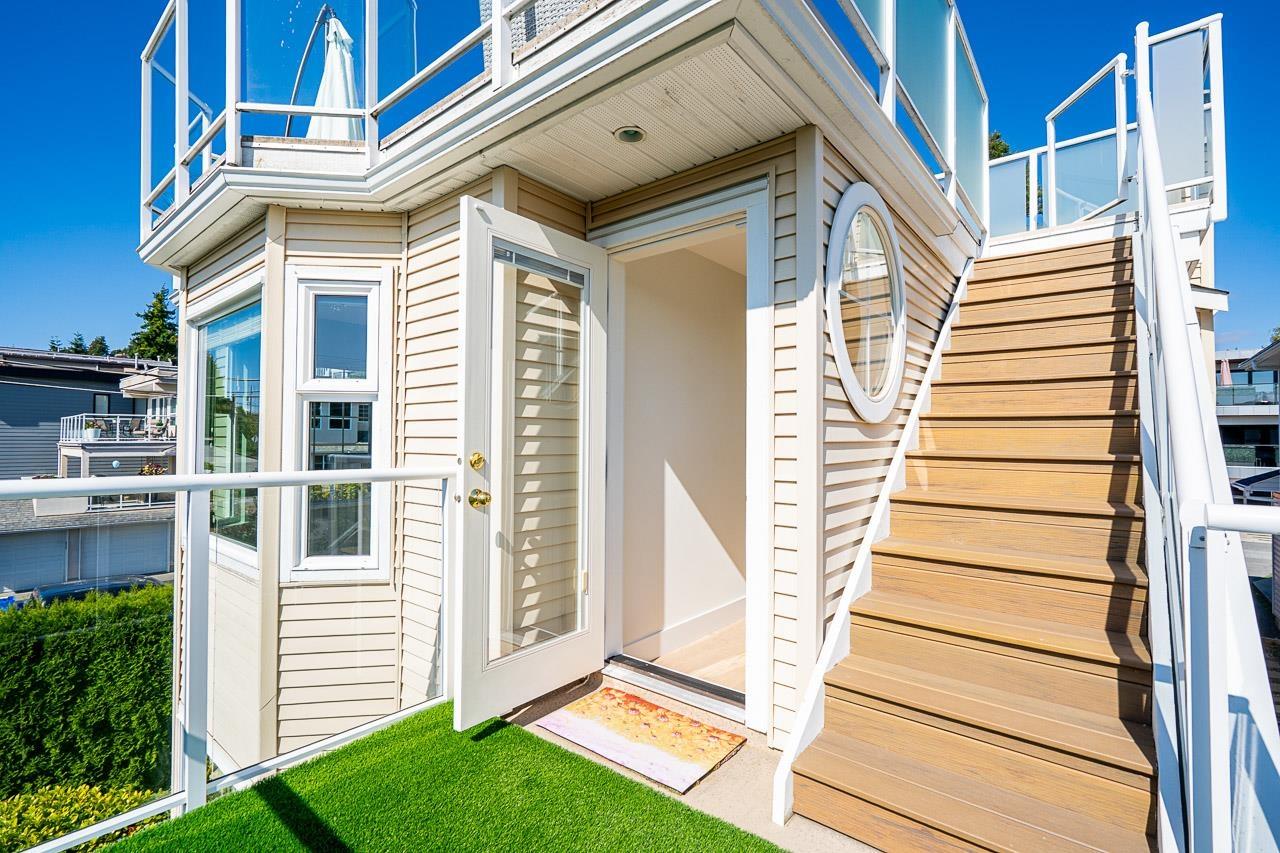 15549 VICTORIA AVENUE, White Rock