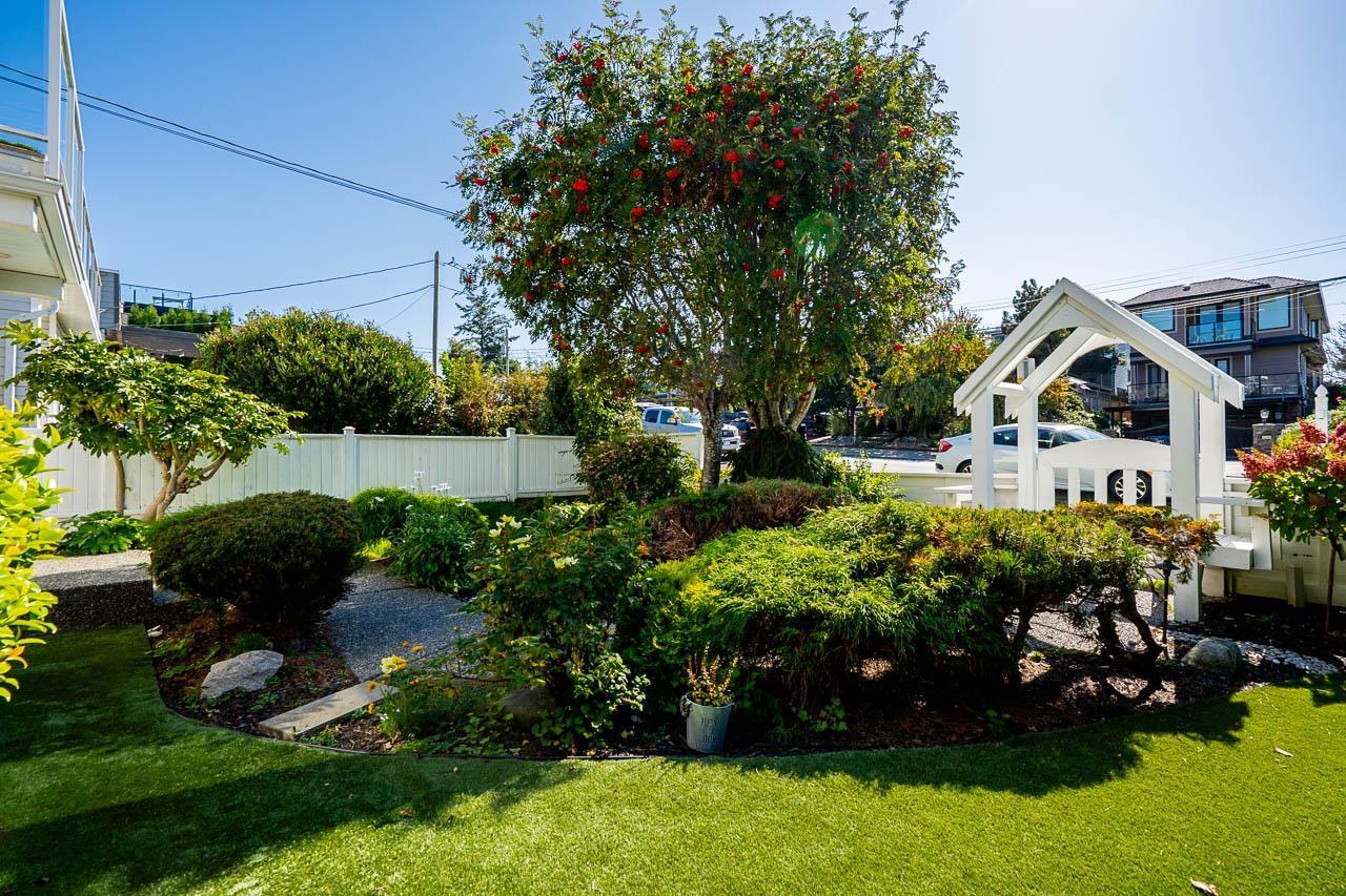 15549 VICTORIA AVENUE, White Rock