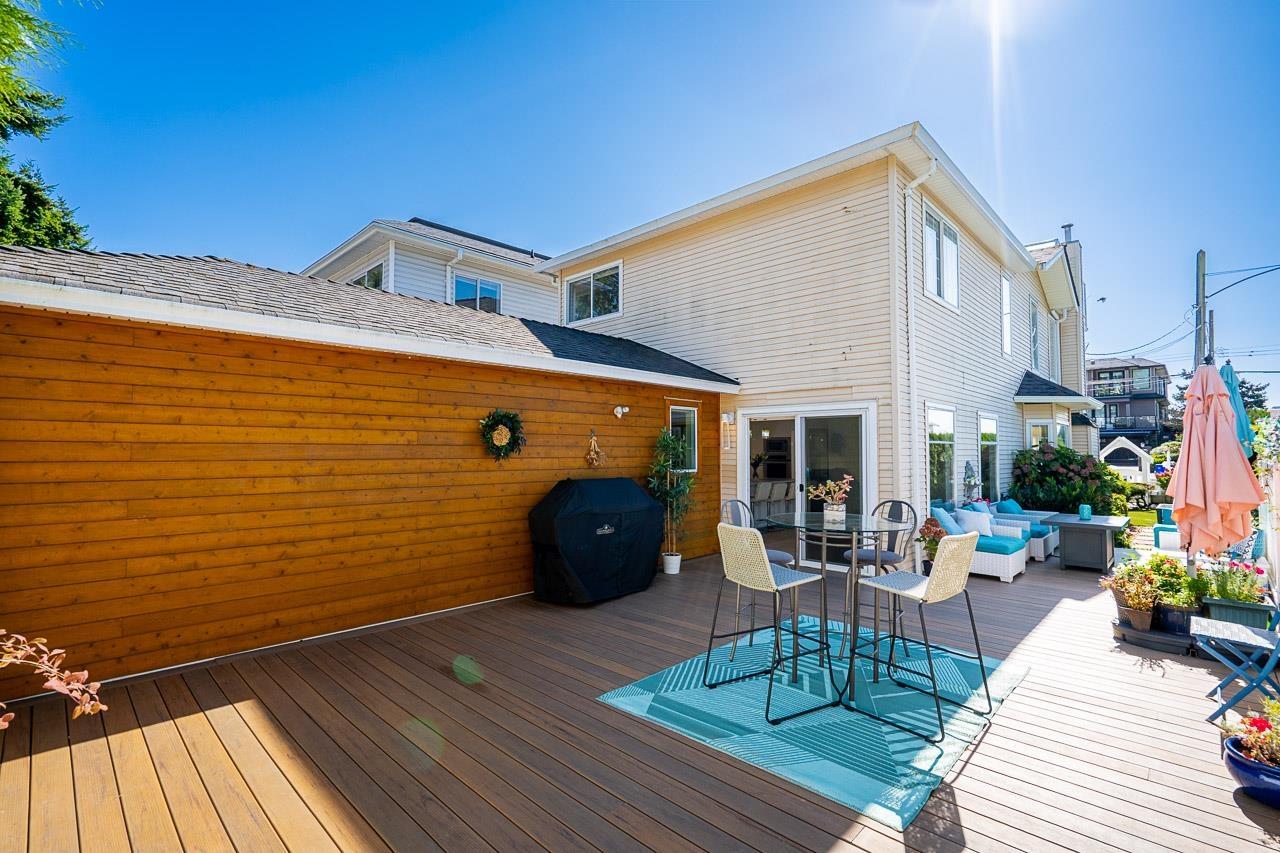 15549 VICTORIA AVENUE, White Rock