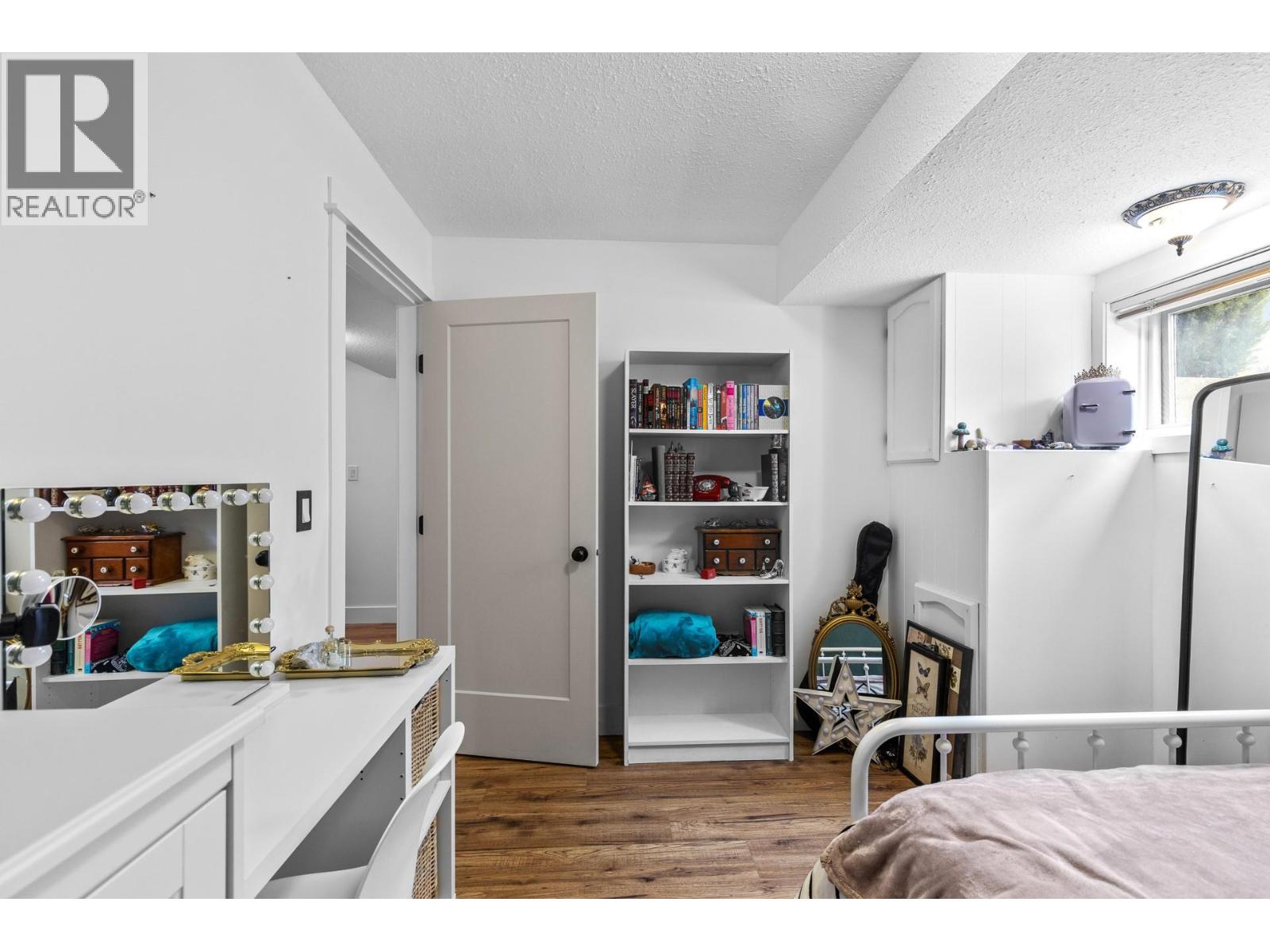 4215 6th Avenue, Peachland