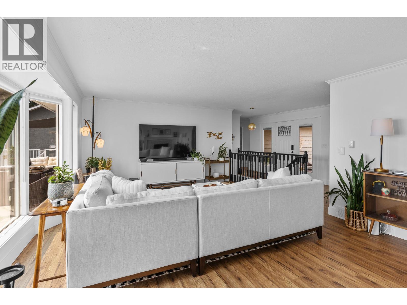 4215 6th Avenue, Peachland