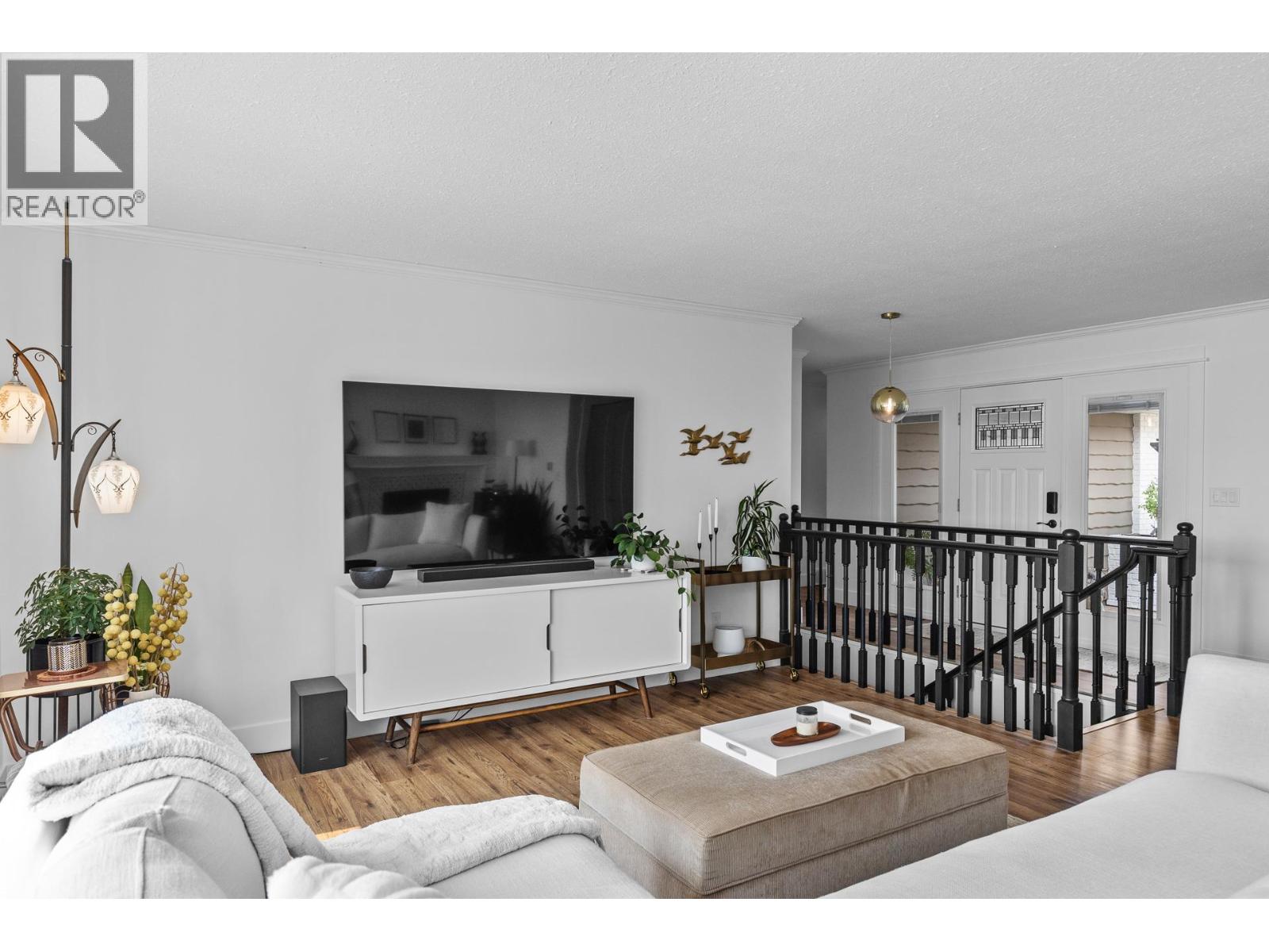 4215 6th Avenue, Peachland