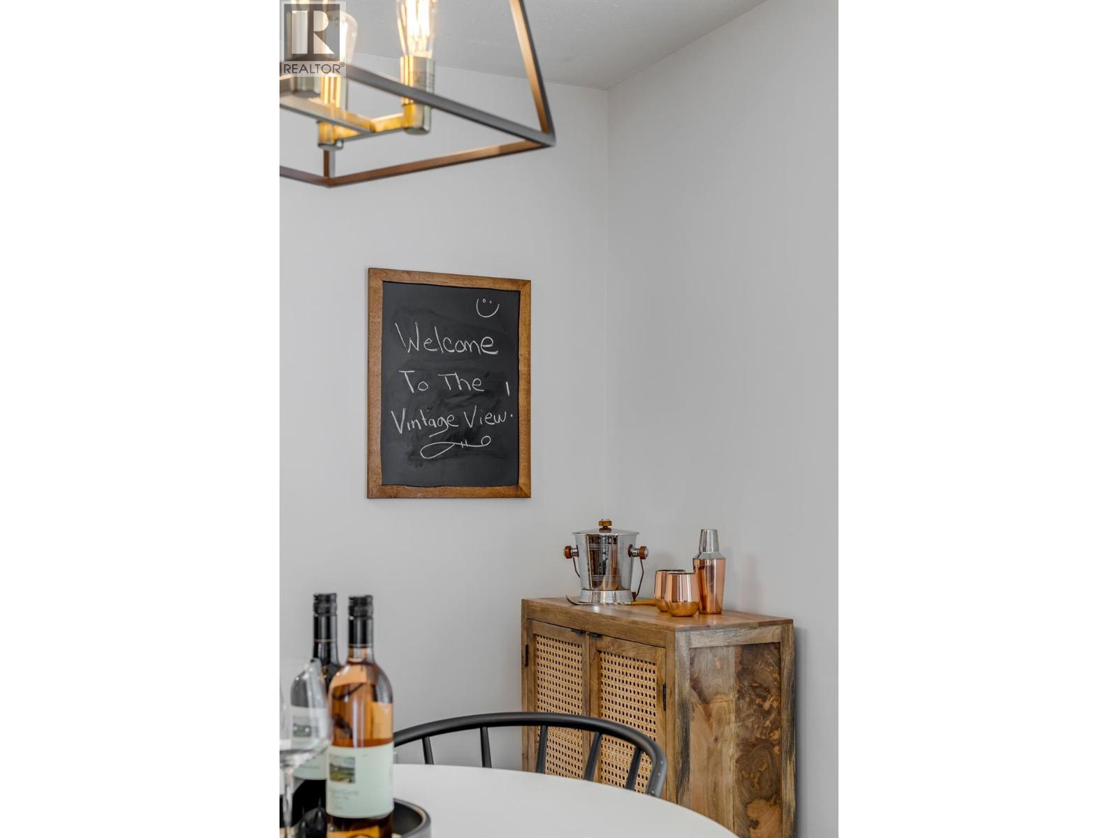 4215 6th Avenue, Peachland