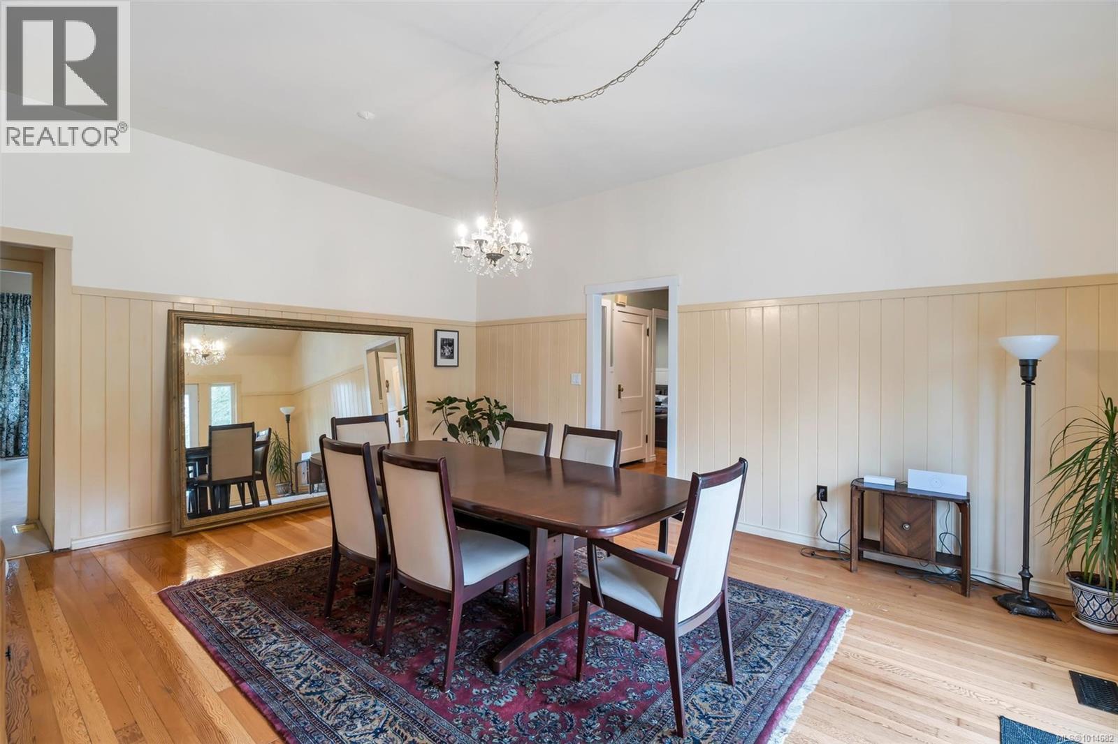4758 Fairbridge Dr, Duncan