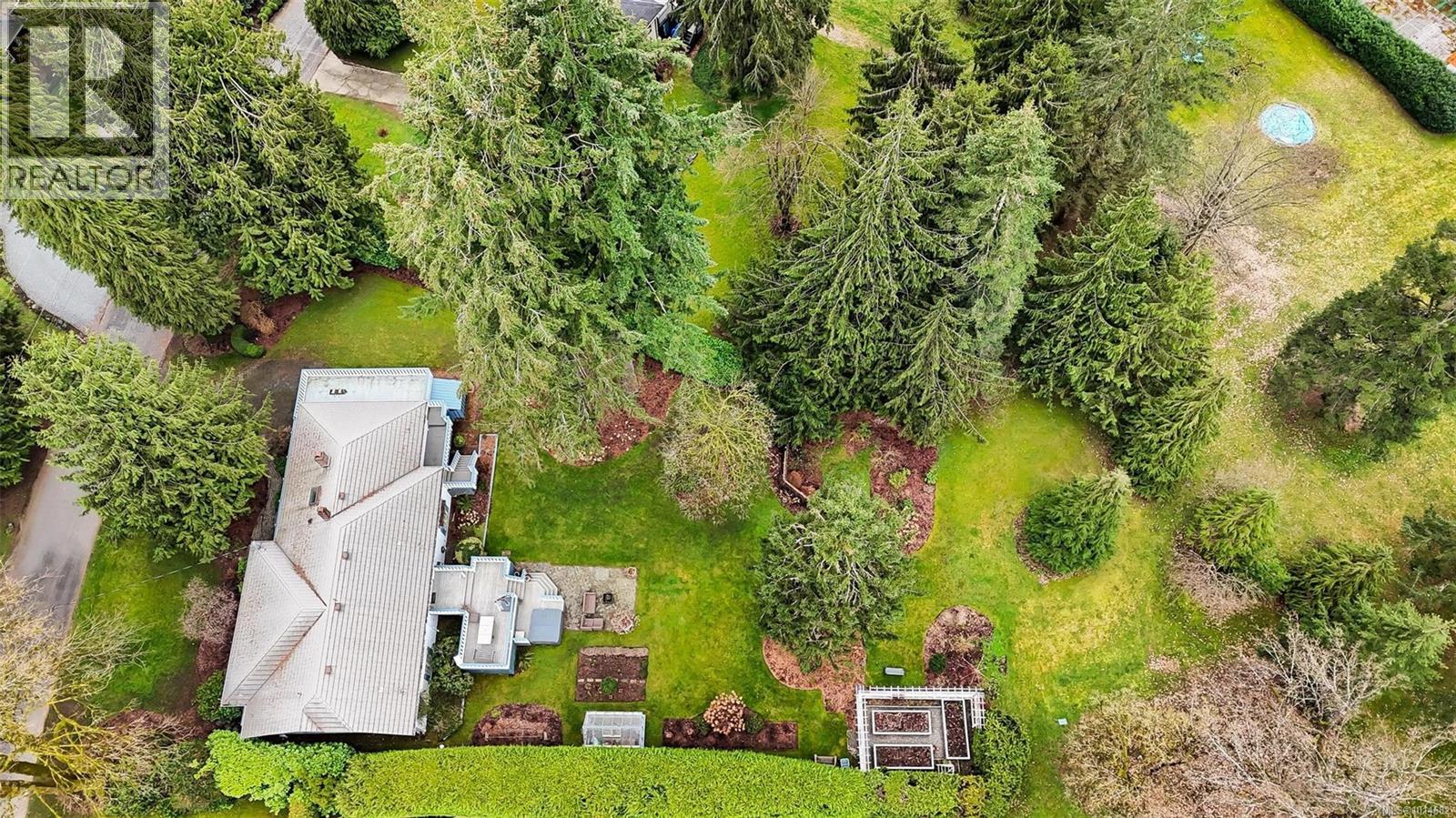 4758 Fairbridge Dr, Duncan
