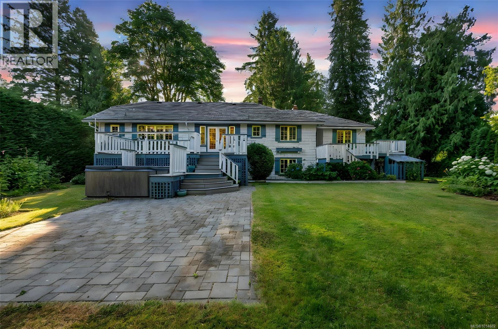4758 Fairbridge Dr, Duncan
