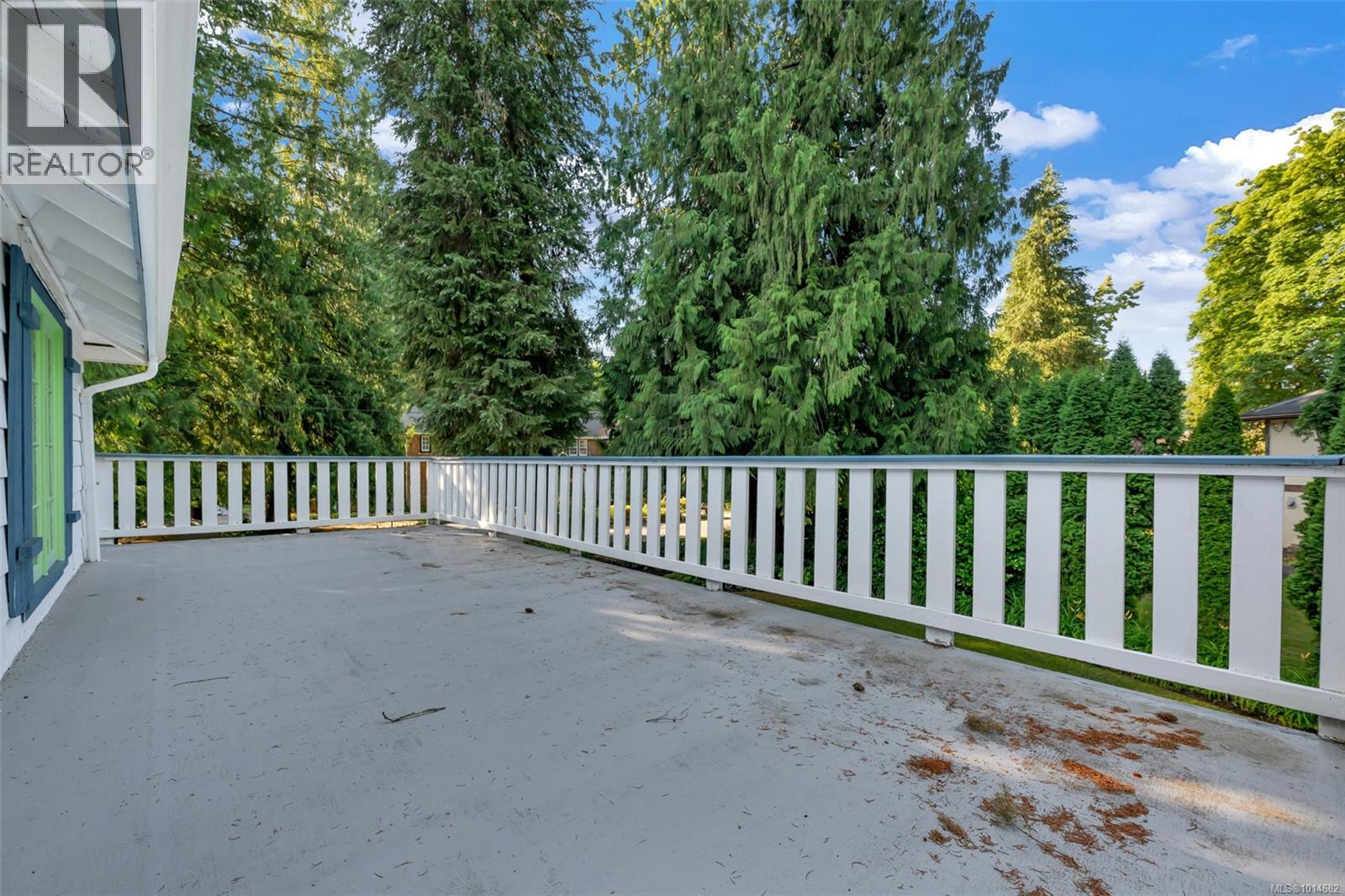 4758 Fairbridge Dr, Duncan