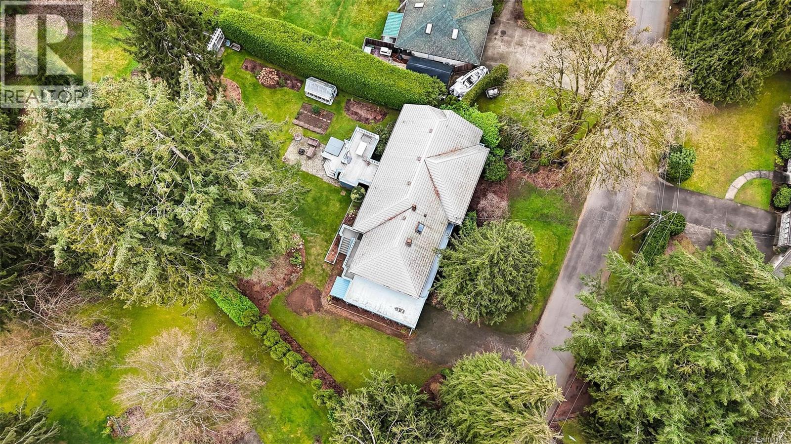 4758 Fairbridge Dr, Duncan