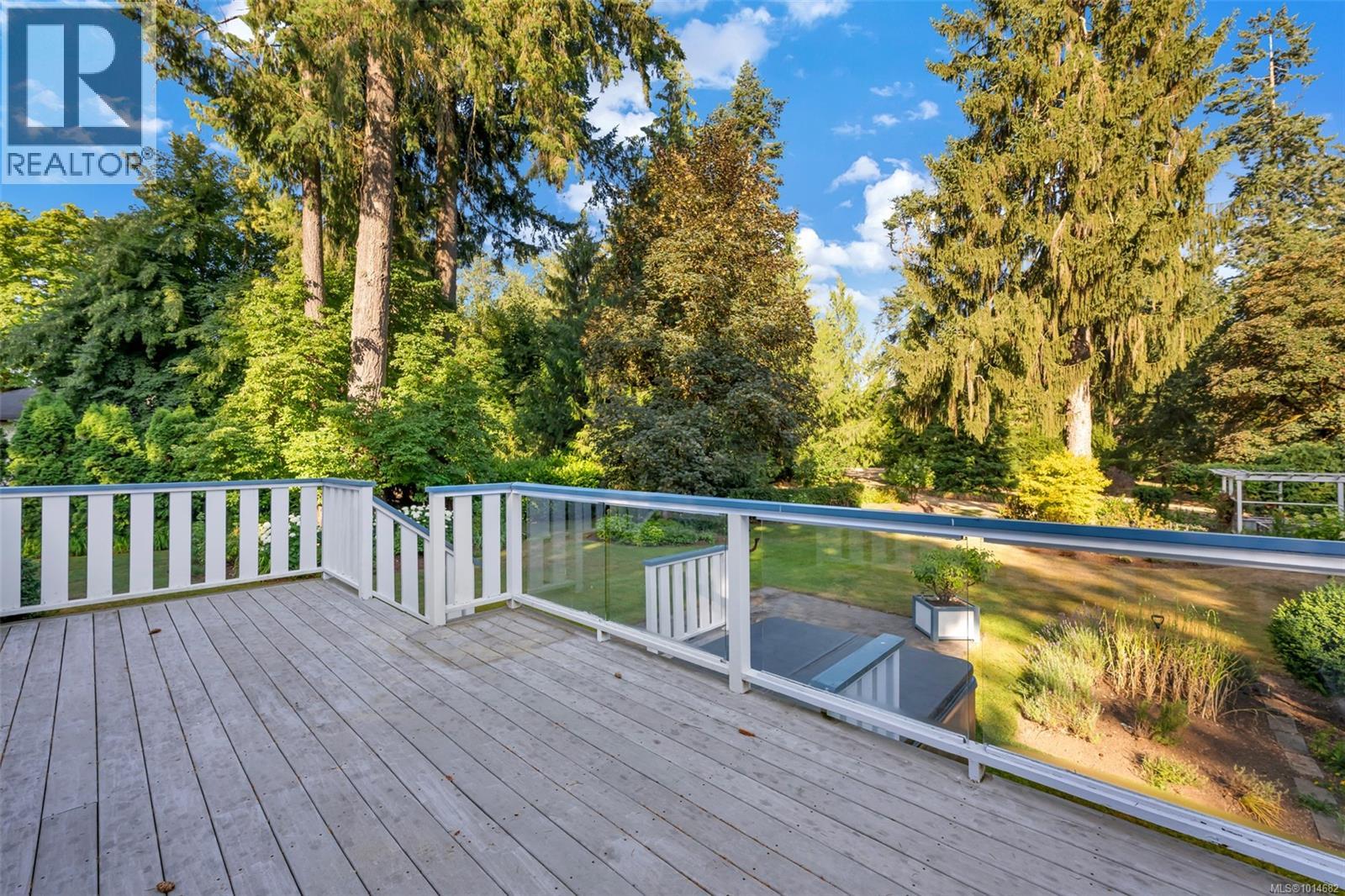 4758 Fairbridge Dr, Duncan