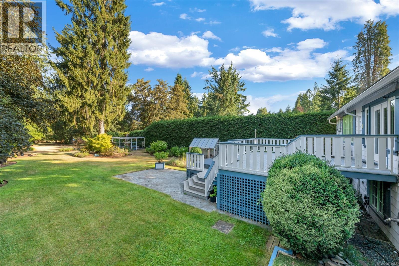 4758 Fairbridge Dr, Duncan