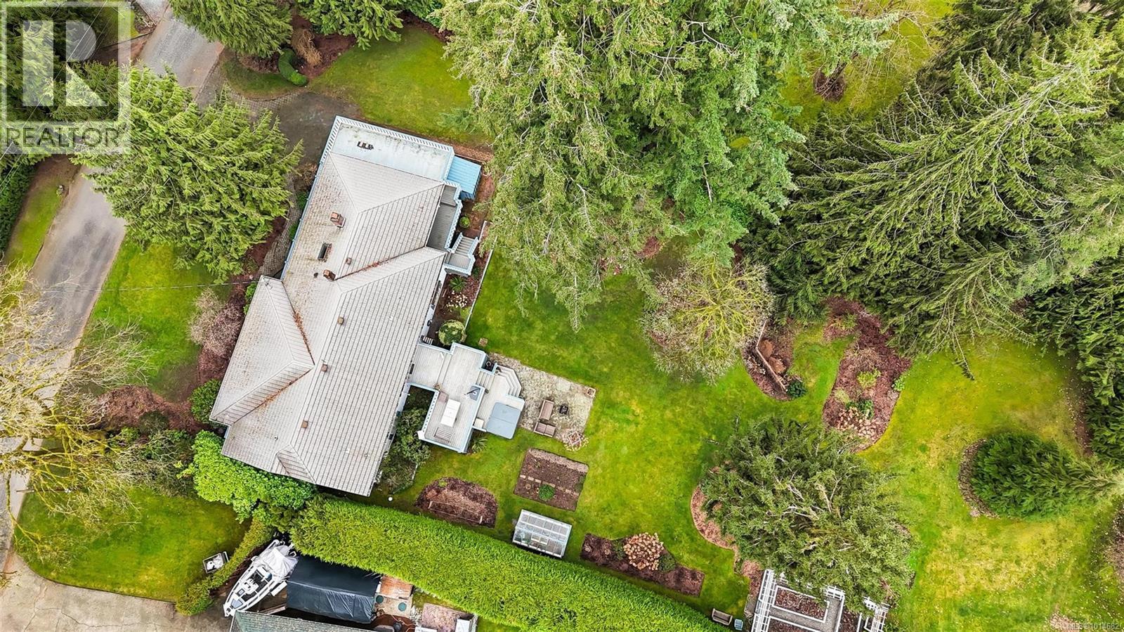 4758 Fairbridge Dr, Duncan