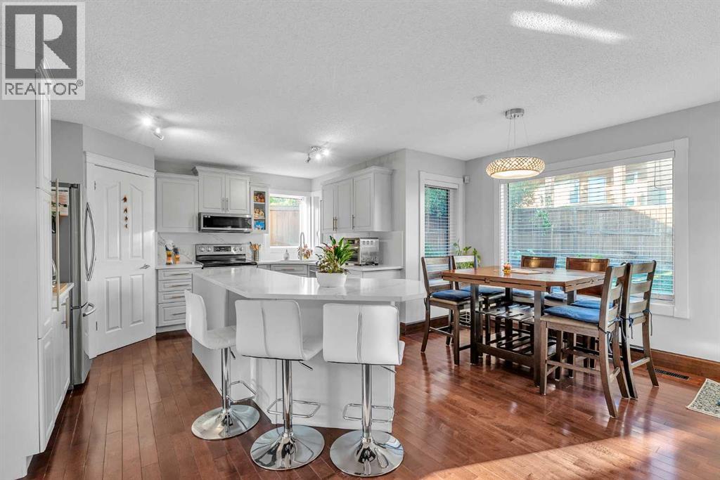 Single Family House for Sale in  Royal Crest Terrace NW Royal Oak Calgary 