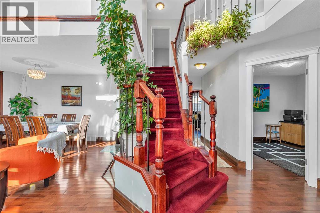 Single Family House for Sale in  Royal Crest Terrace NW Royal Oak Calgary 