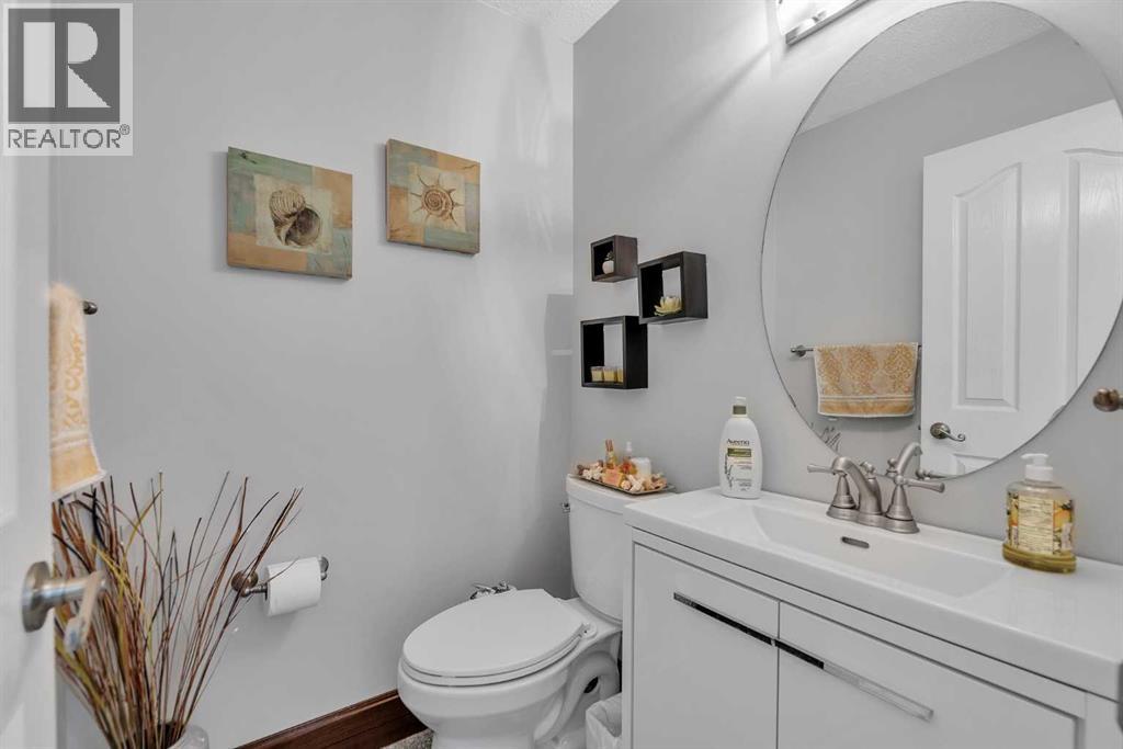 Single Family House for Sale in  Royal Crest Terrace NW Royal Oak Calgary 
