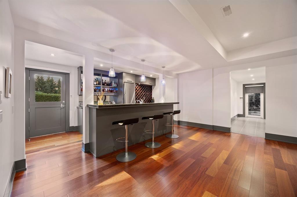 2737 CRESCENT DRIVE, Surrey