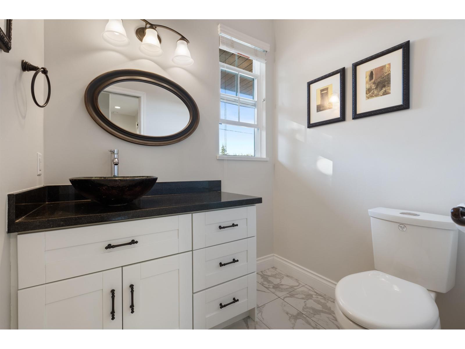 14027 BLACKBURN AVENUE, White Rock