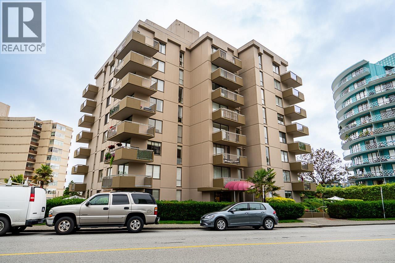 204 2150 BELLEVUE AVENUE, West Vancouver