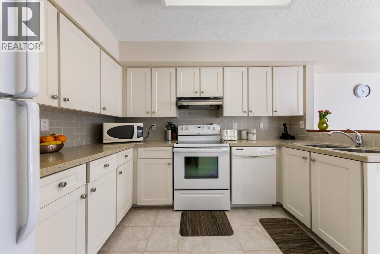 #202-4885 53 Street, Delta