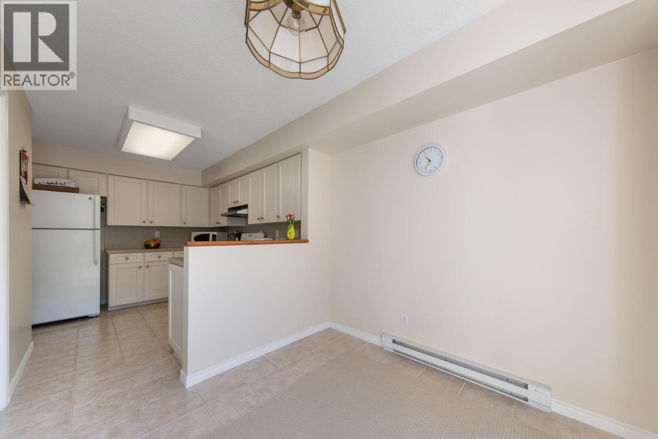 #202-4885 53 Street, Delta