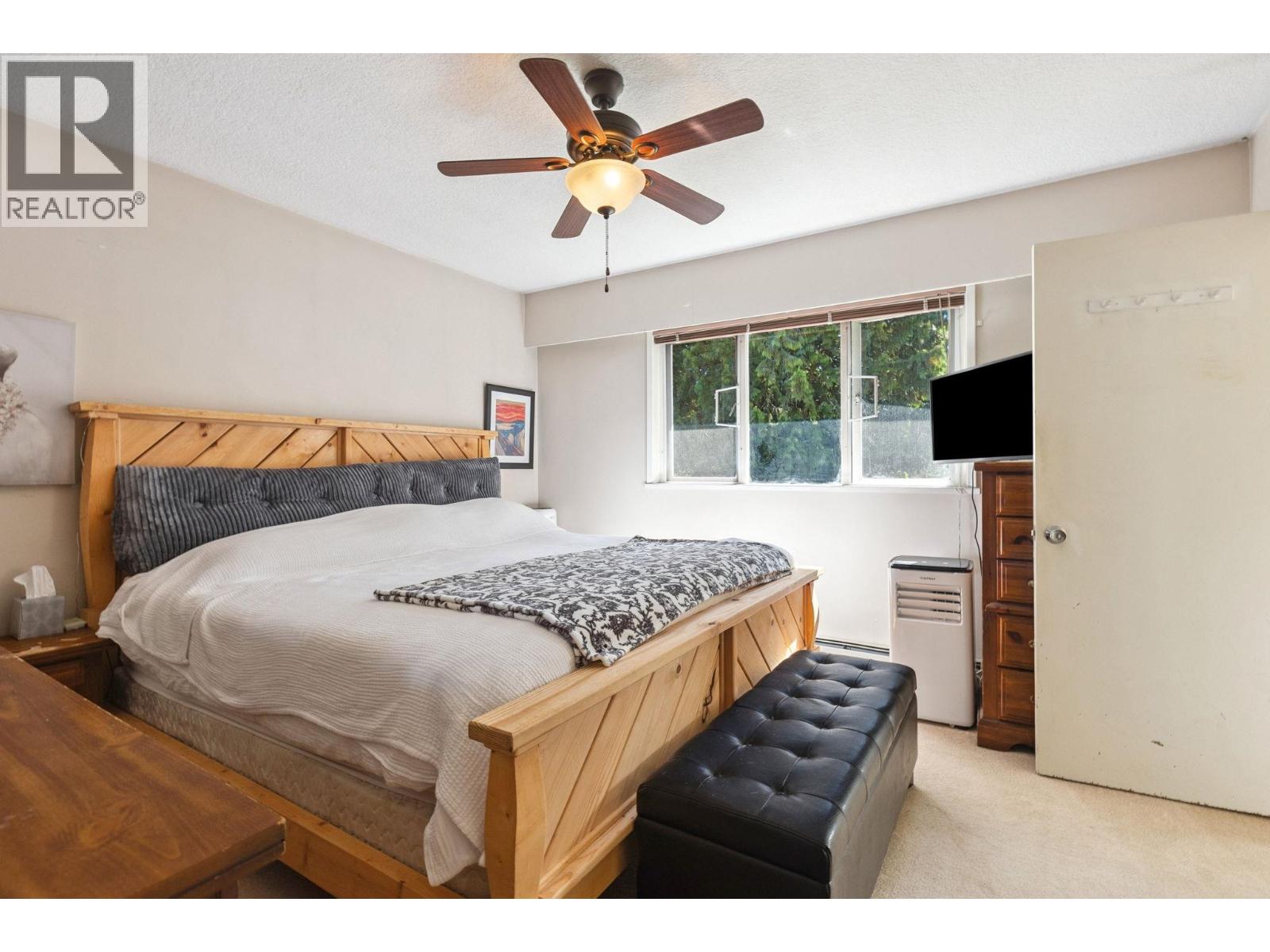 1554 FARRELL Crescent, Delta