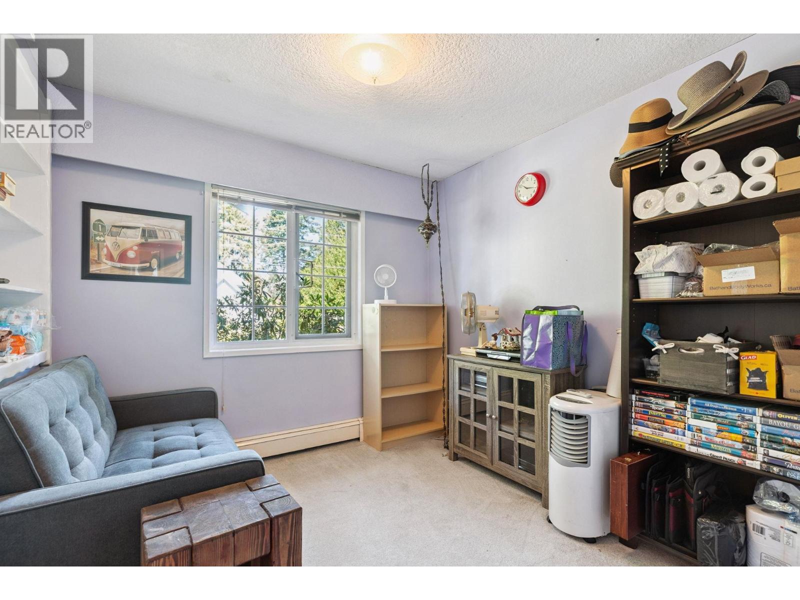 1554 FARRELL Crescent, Delta
