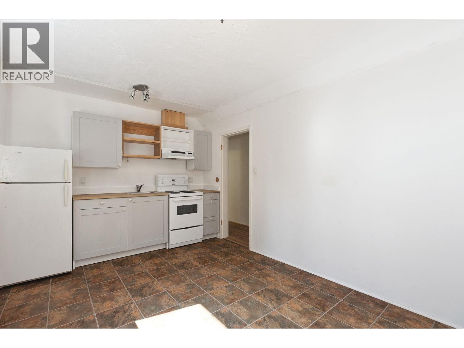 1554 FARRELL Crescent, Delta