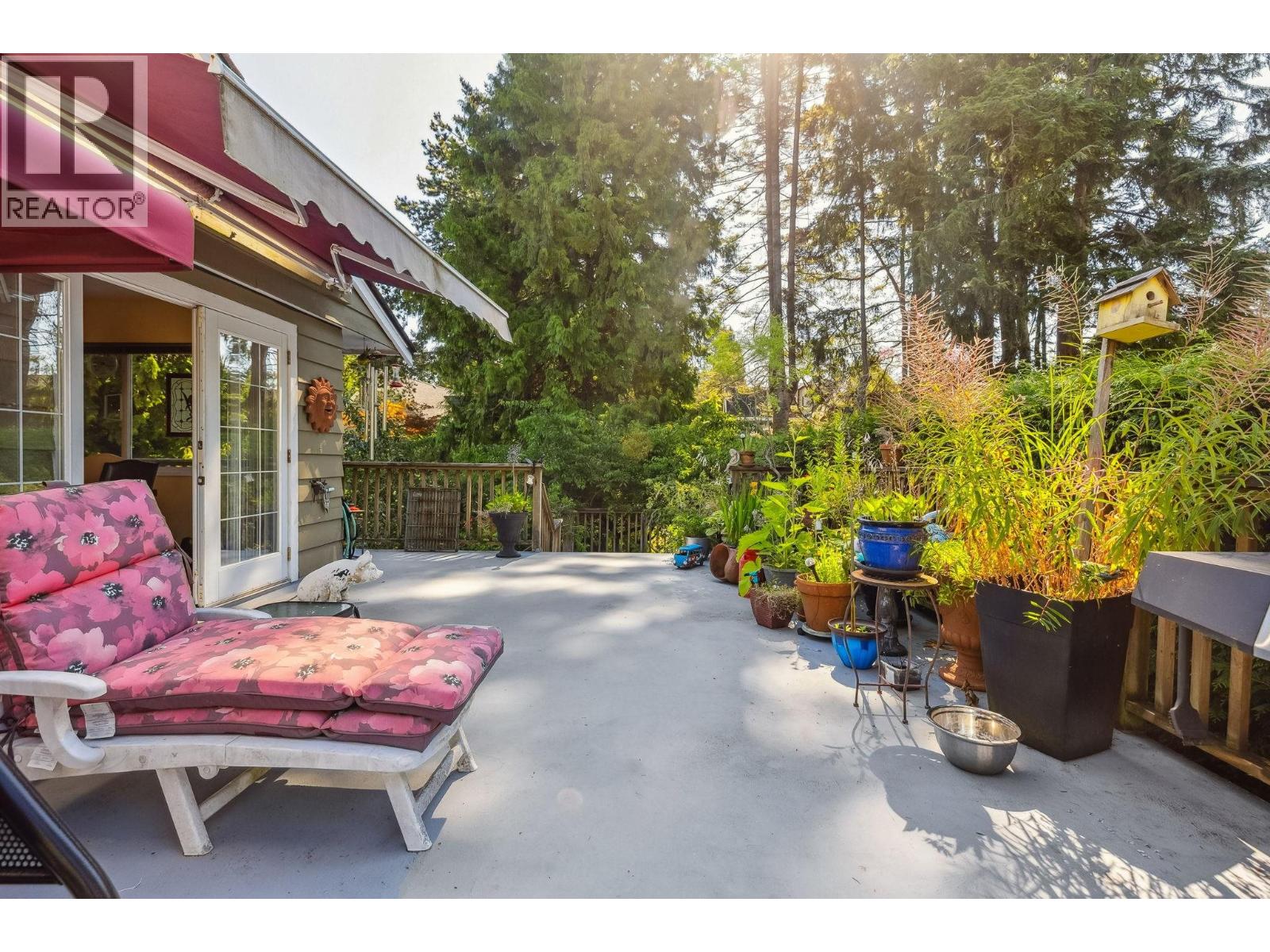 1554 FARRELL Crescent, Delta