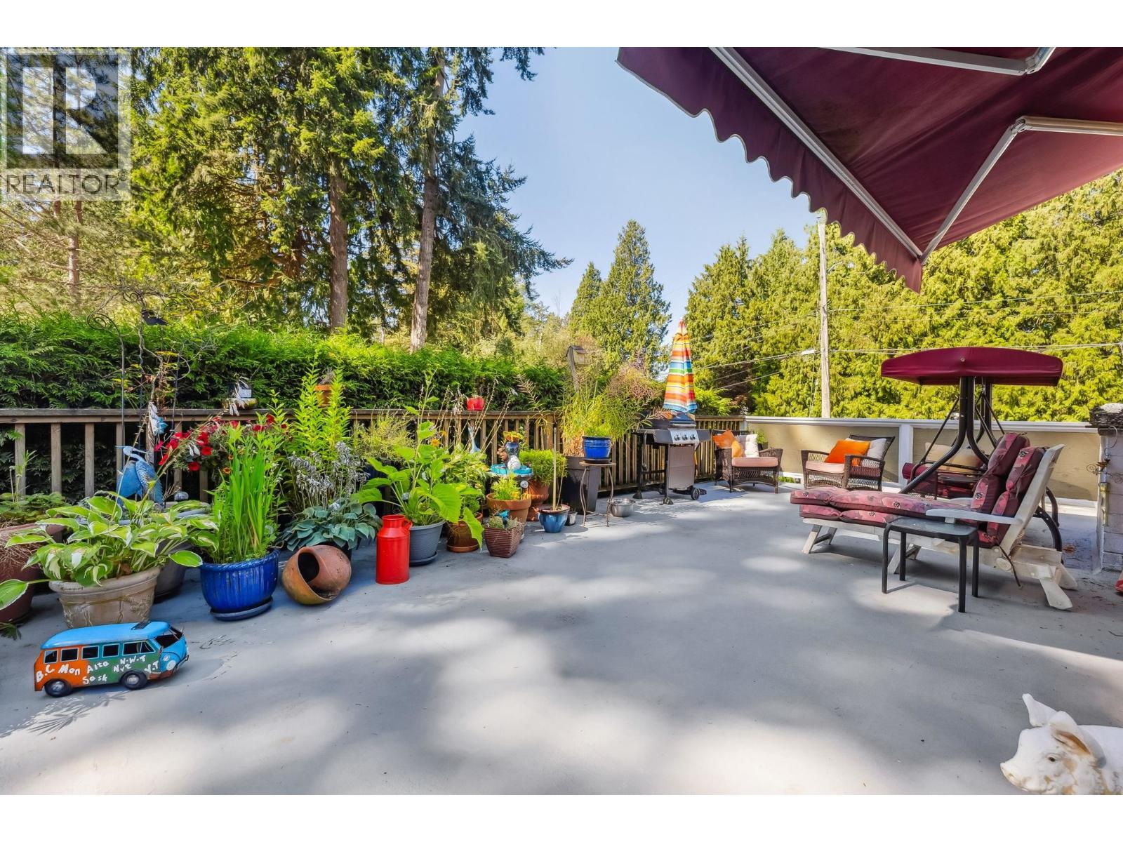 1554 FARRELL Crescent, Delta