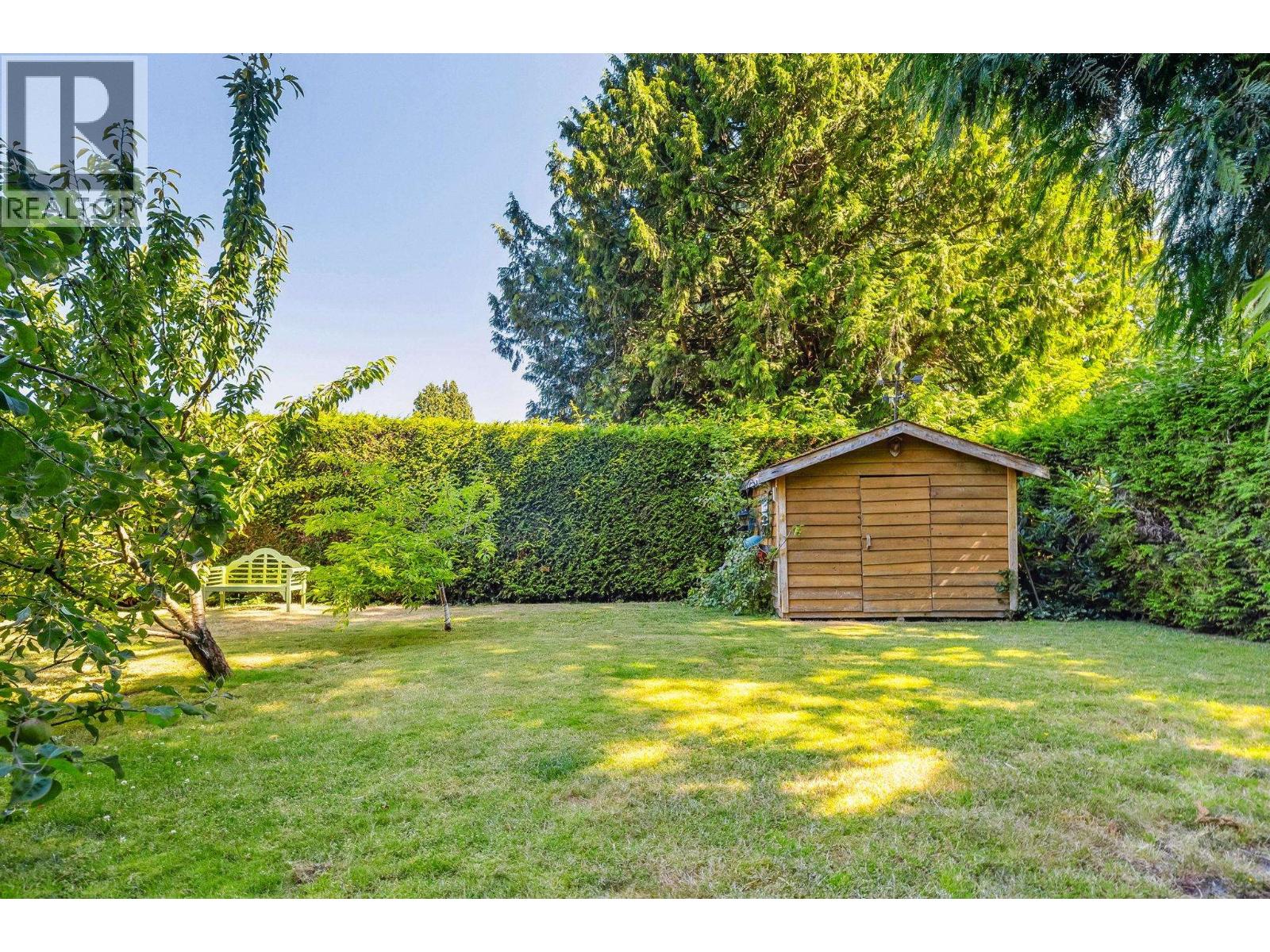 1554 FARRELL Crescent, Delta