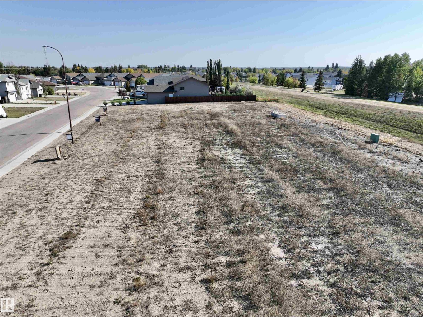 5553 55 AV - Photo 5 of 10, St. Paul Town, Alberta