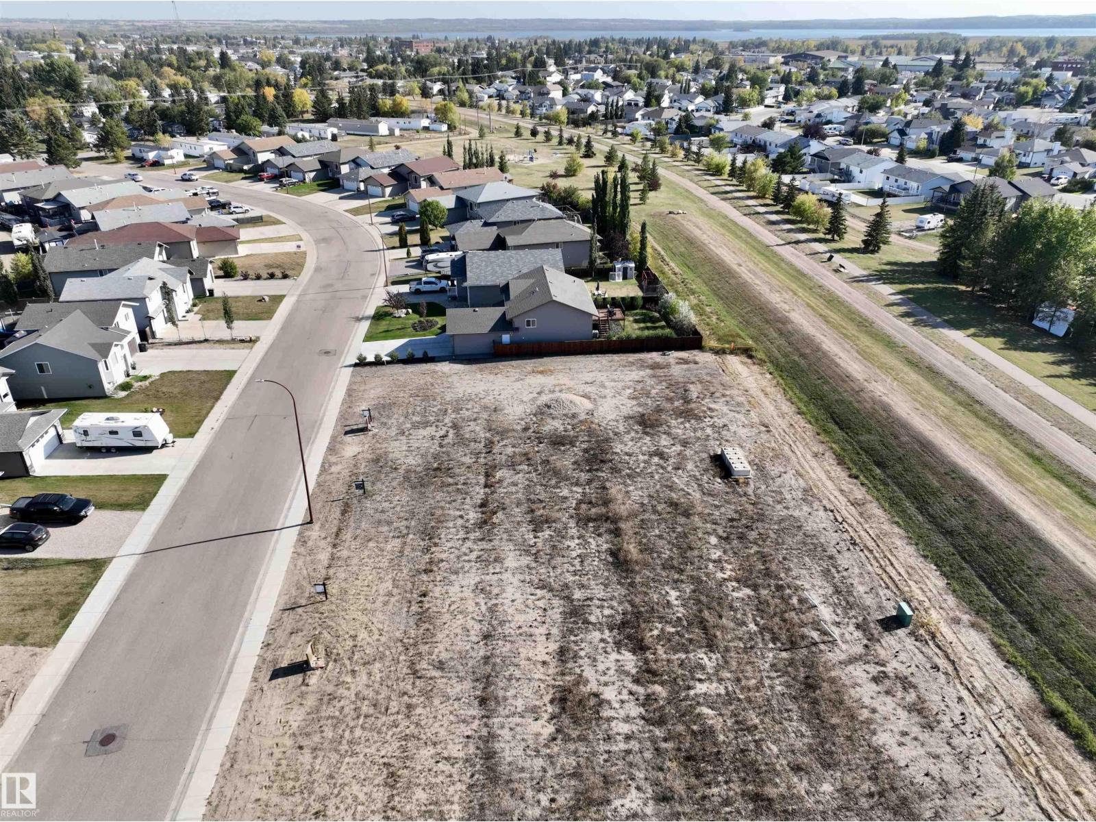 5553 55 AV - Photo 4 of 10, St. Paul Town, Alberta