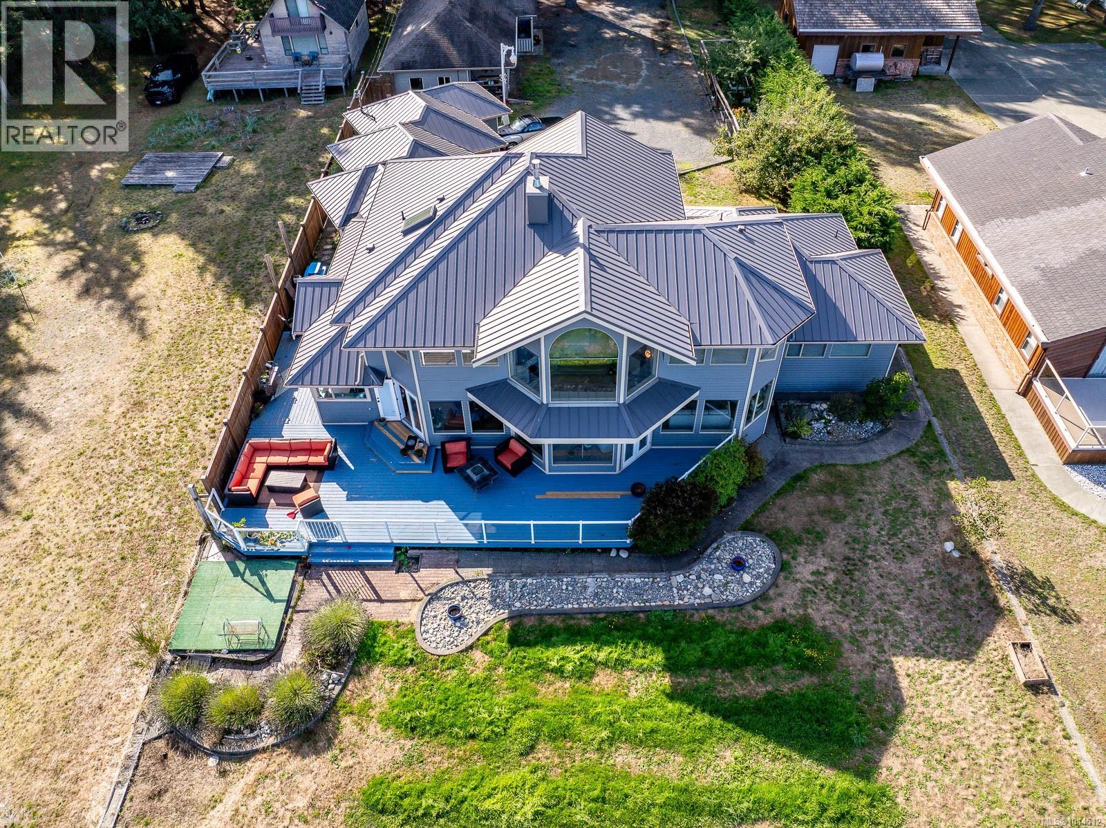 9060 Clarkson Ave, Black Creek