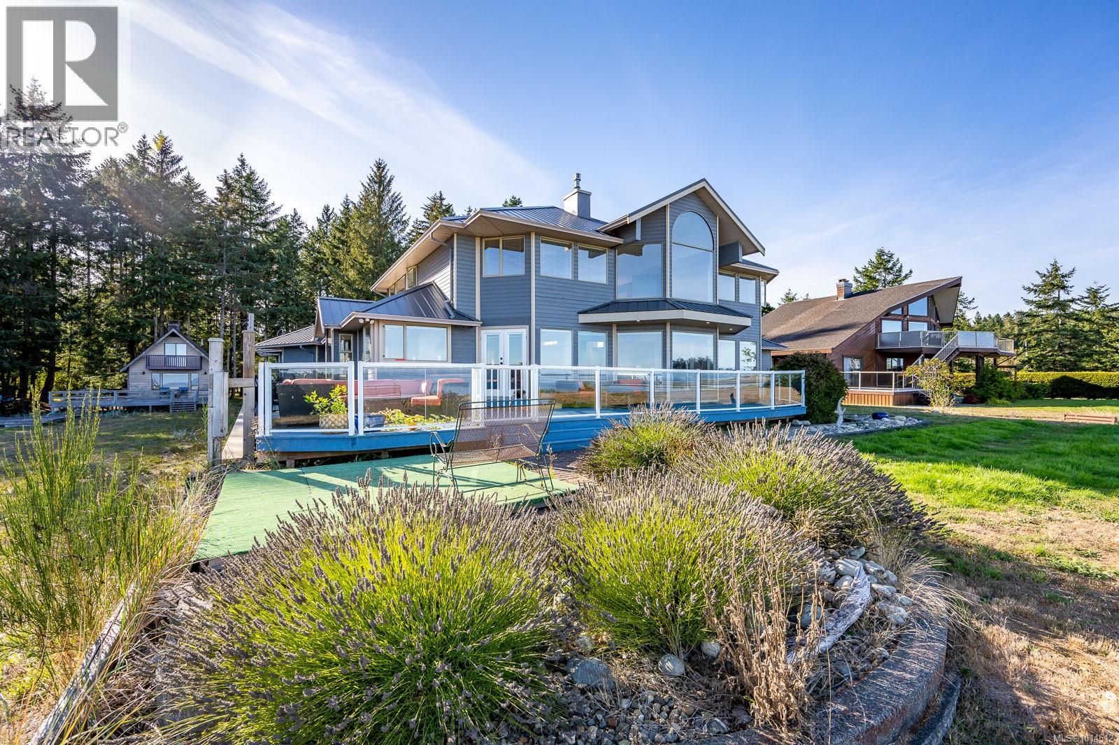 9060 Clarkson Ave, Black Creek