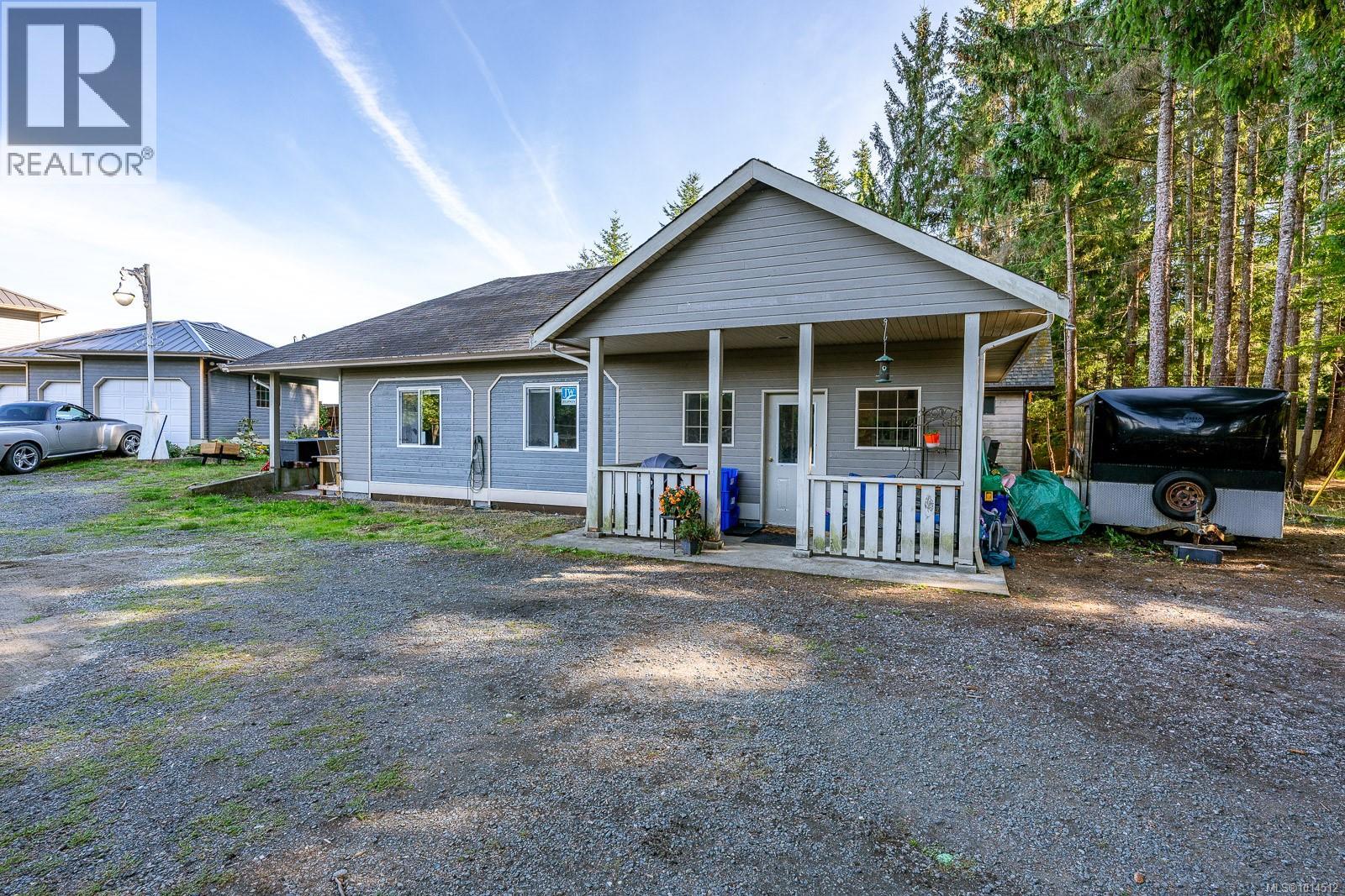 9060 Clarkson Ave, Black Creek