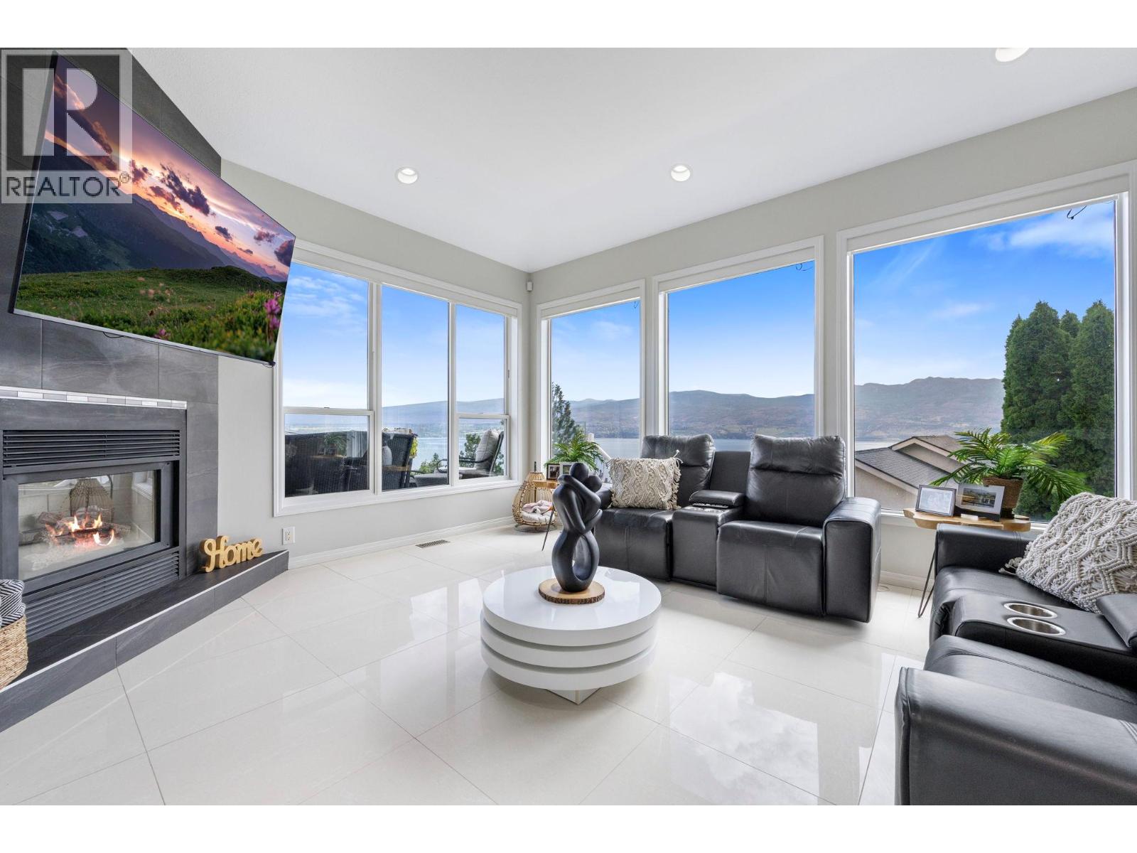 3567 Royal Gala Drive, West Kelowna