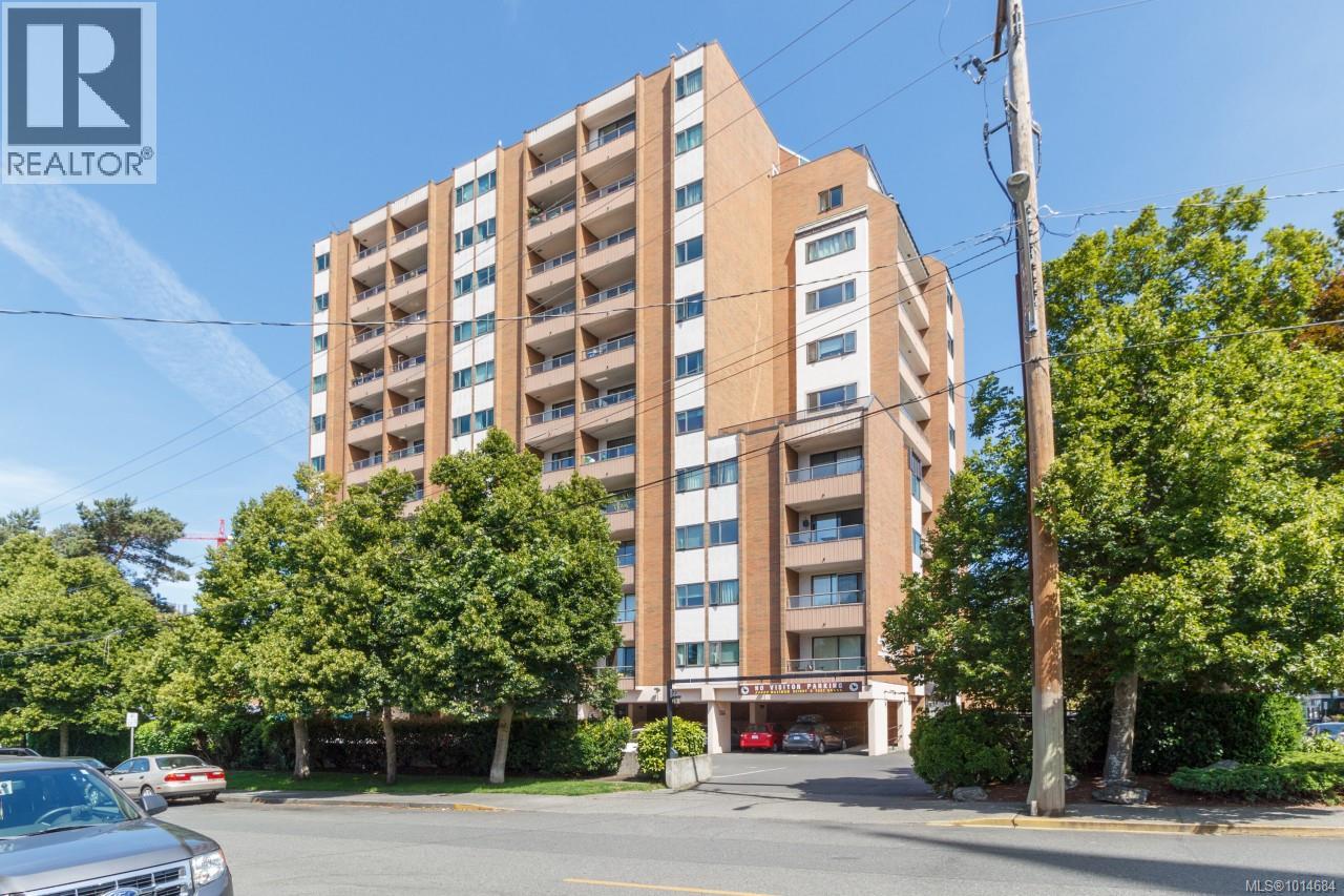809 1630 Quadra Street, Victoria