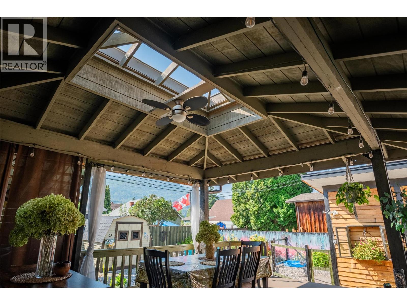2130 SEVENTH Avenue, Trail
