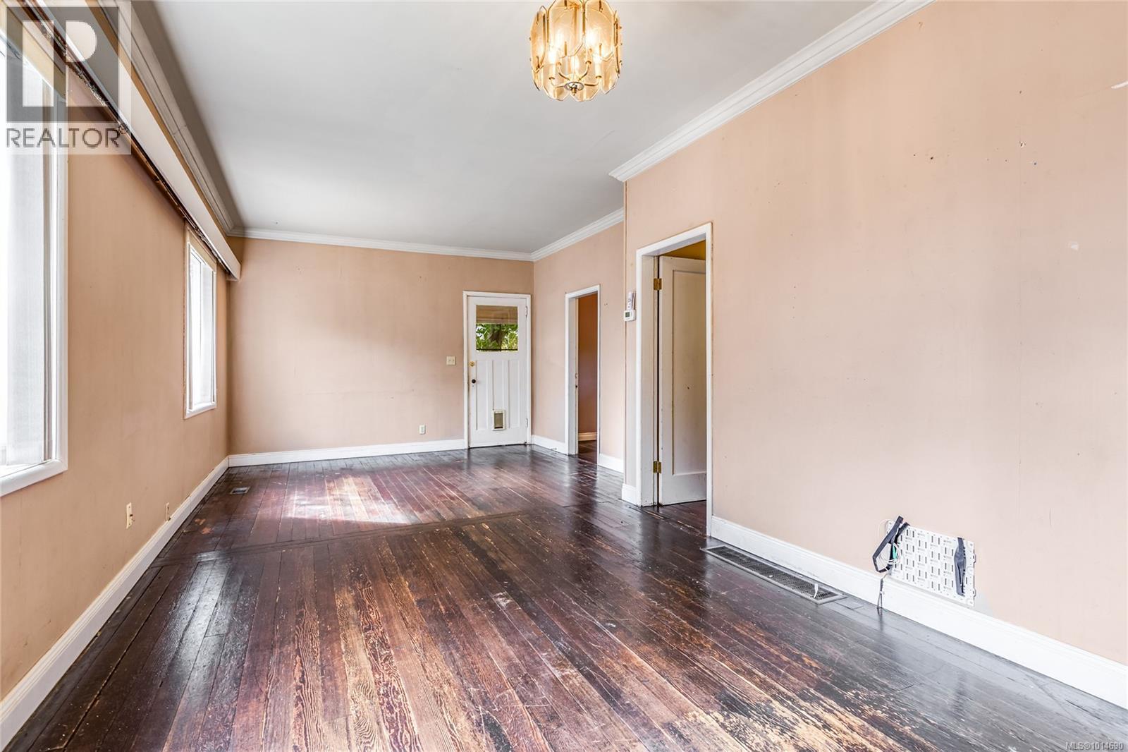 378 Harmston Ave, Courtenay